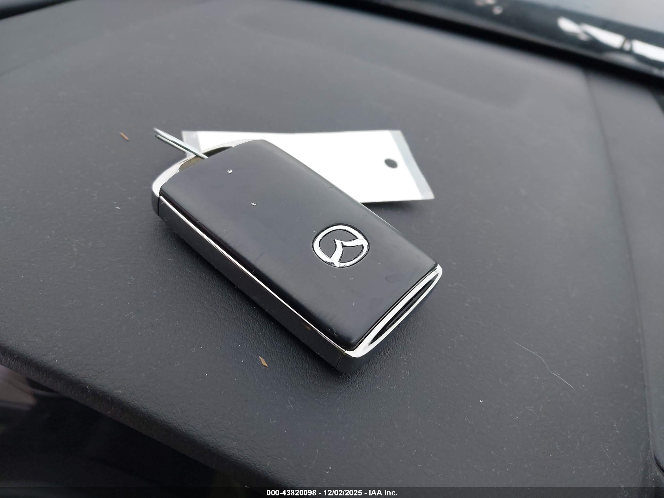 MAZDA CX-30 image 11