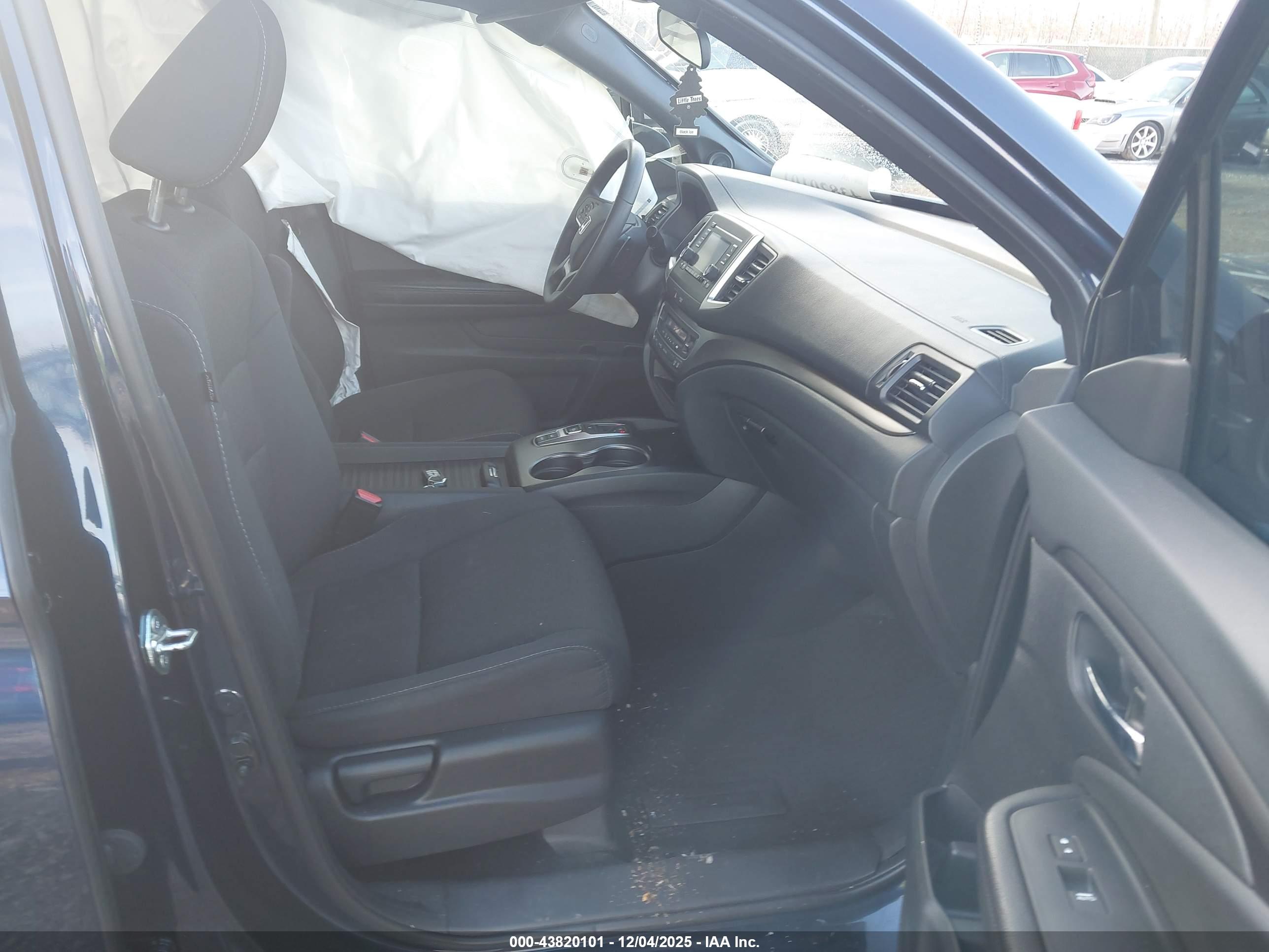 HONDA PASSPORT image 5