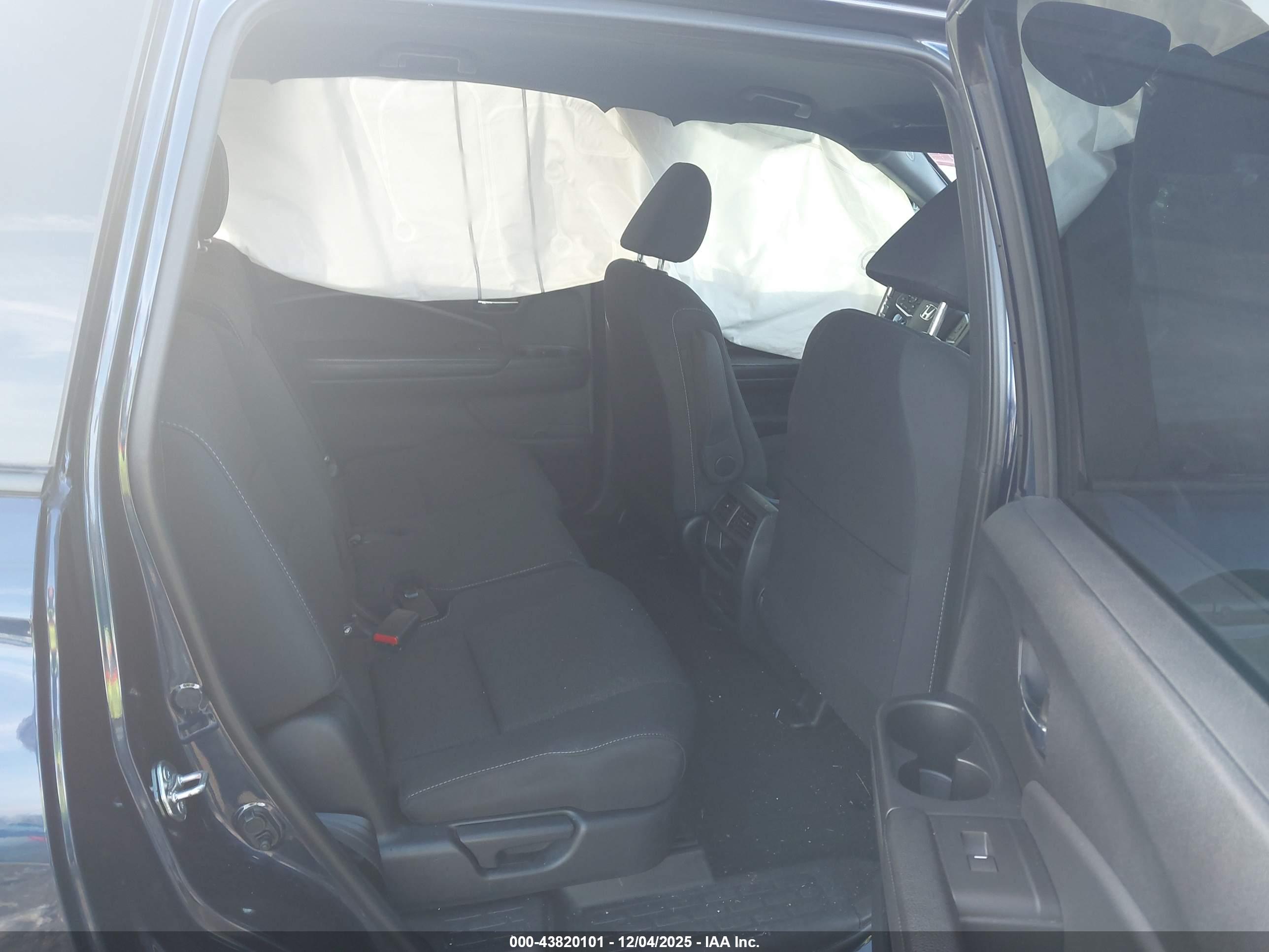 HONDA PASSPORT image 8