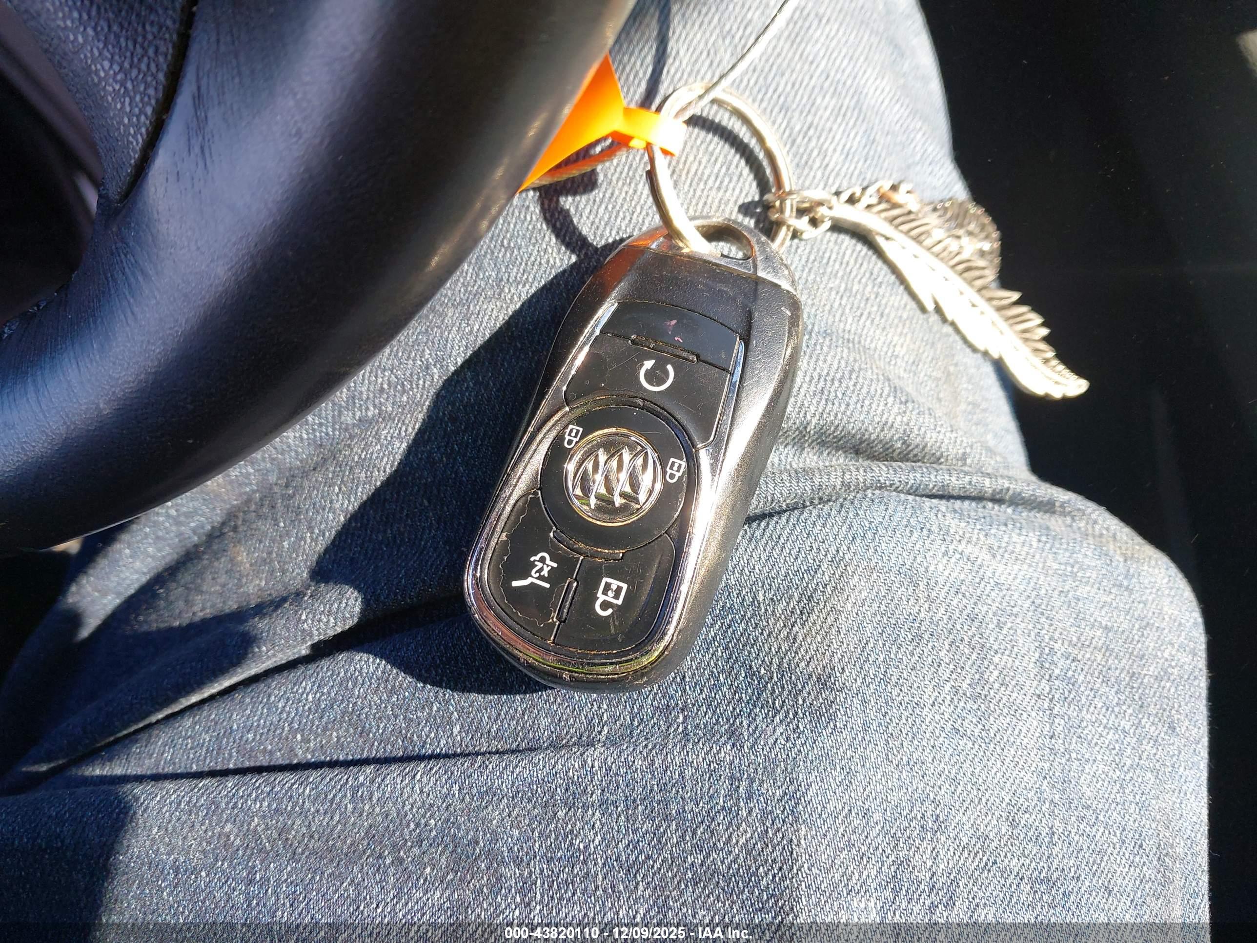 BUICK ENCLAVE image 11