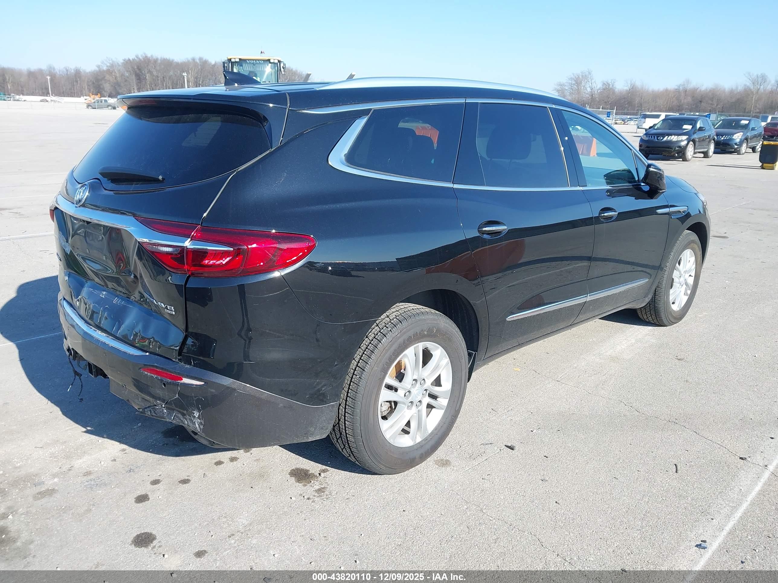 BUICK ENCLAVE image 4