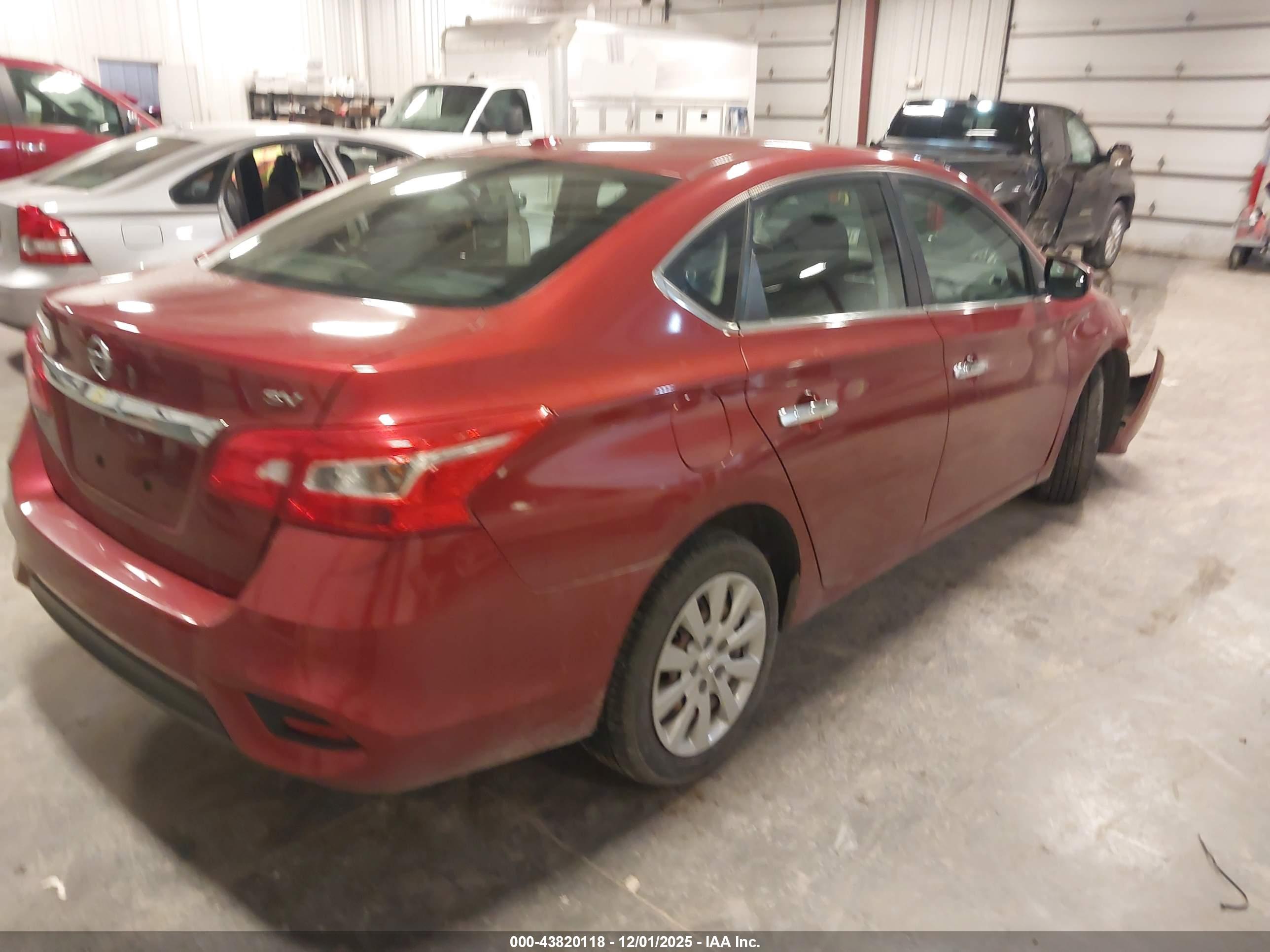 NISSAN SENTRA image 4