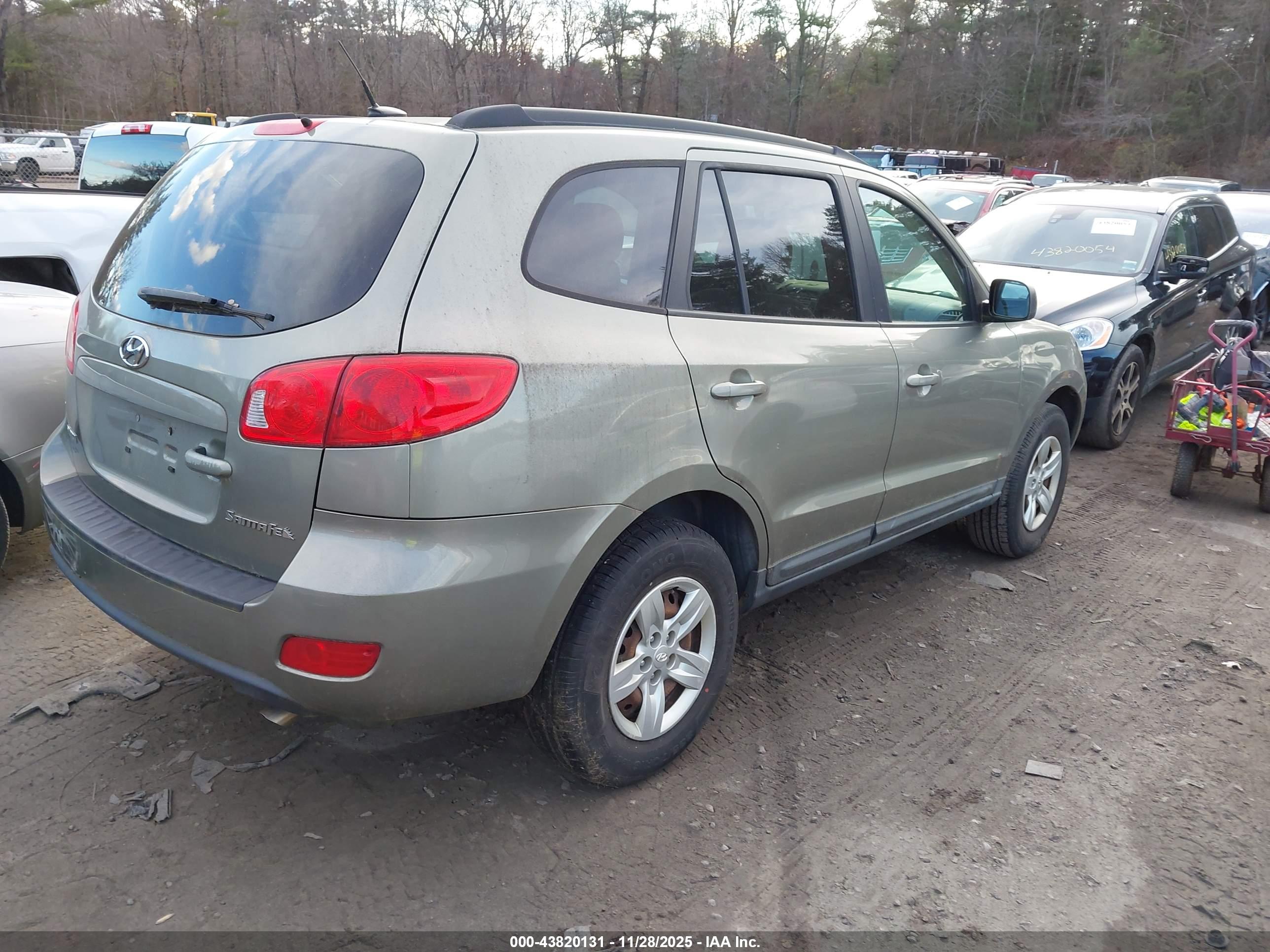 HYUNDAI SANTA image 4