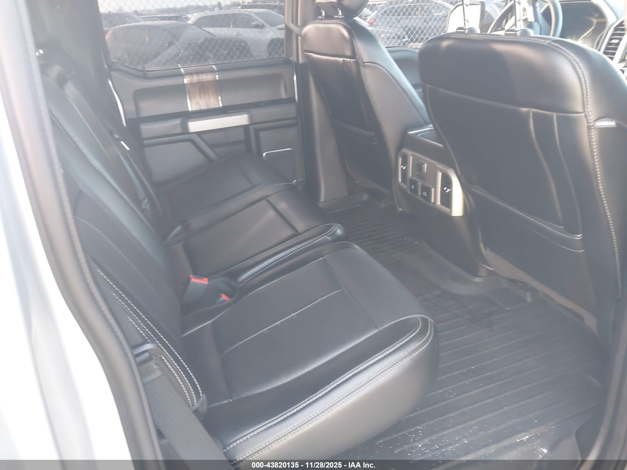 FORD F-150 image 8