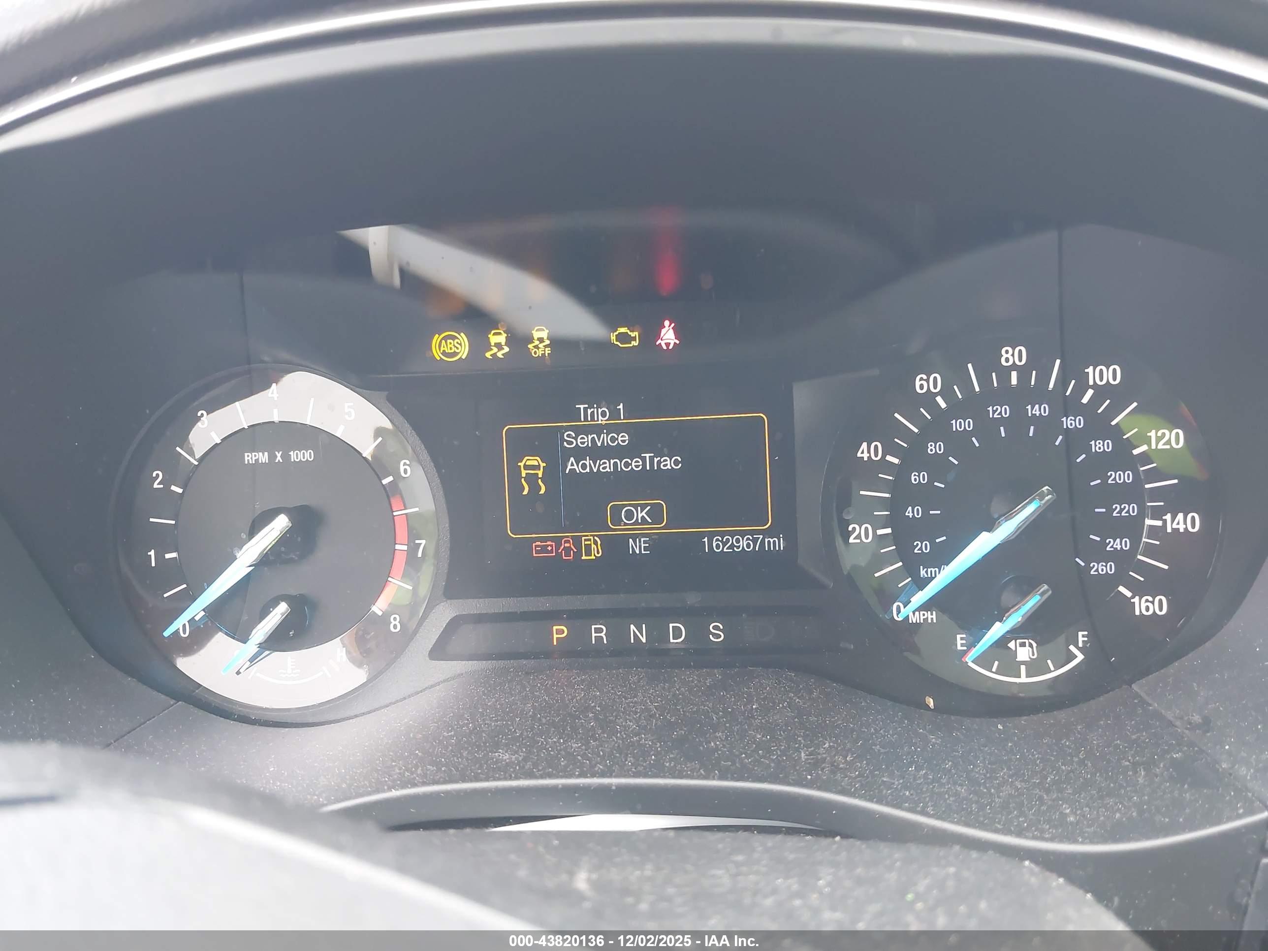 FORD FUSION image 7