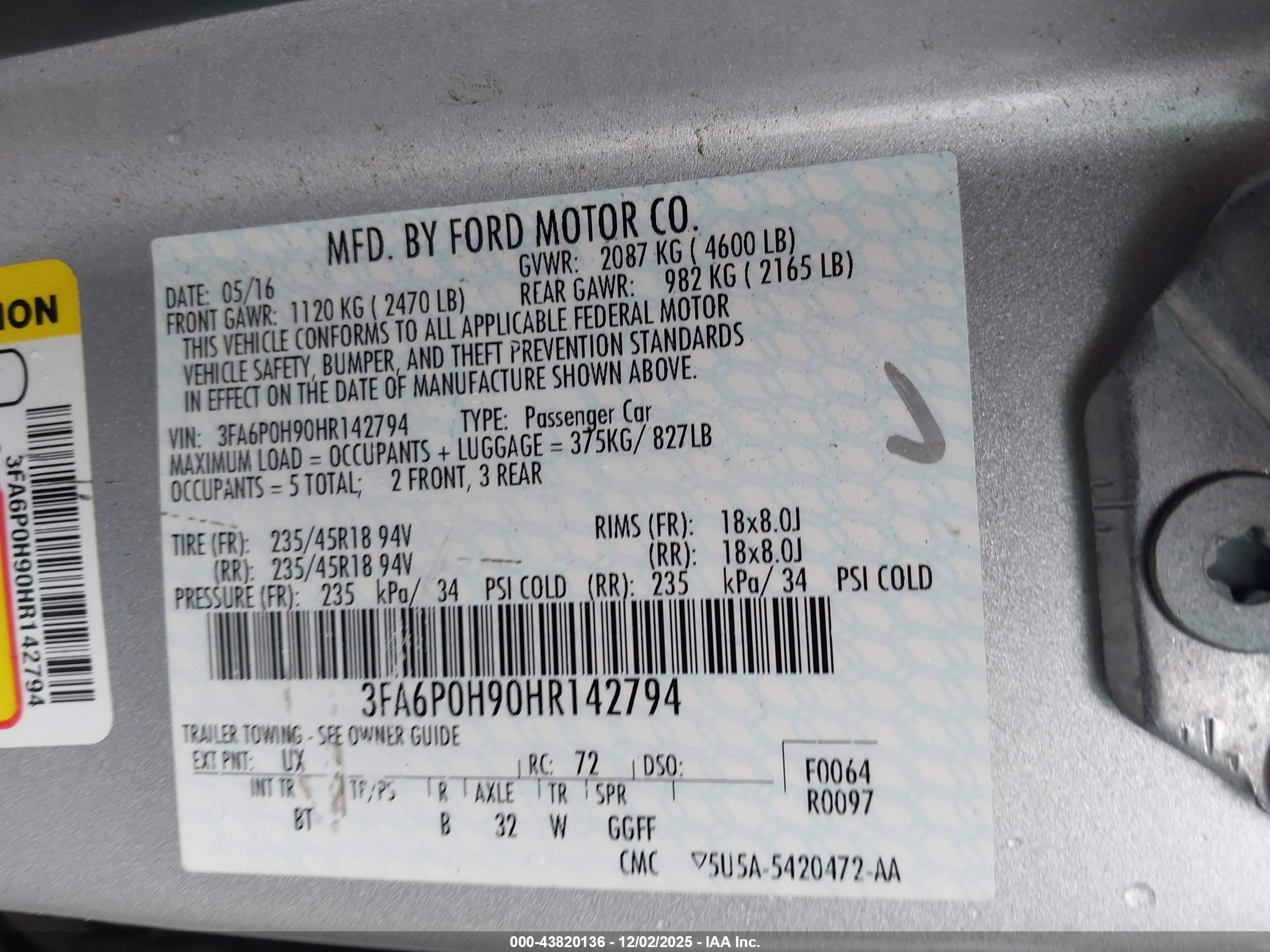 FORD FUSION image 9
