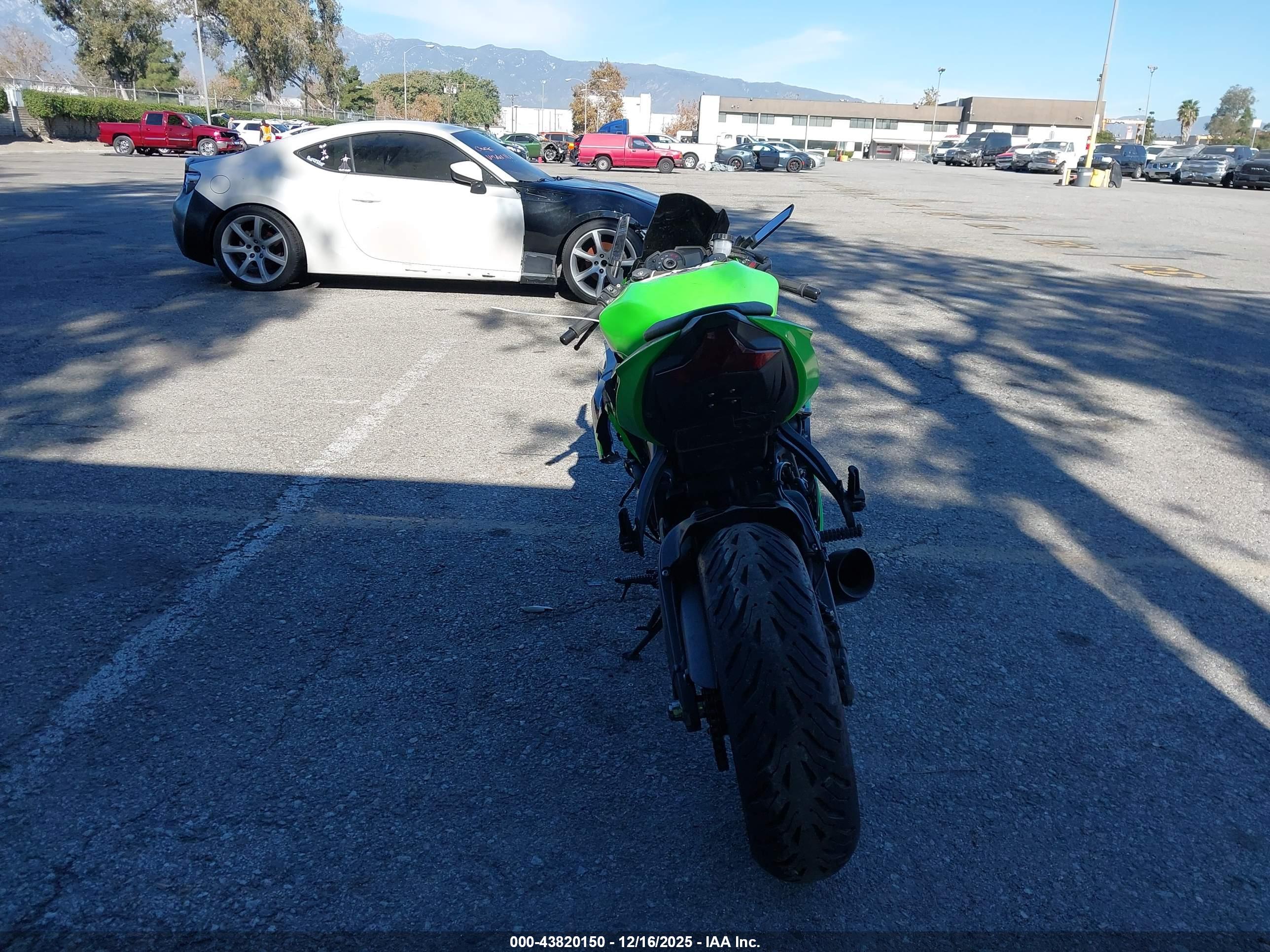 KAWASAKI ZX636 image 6