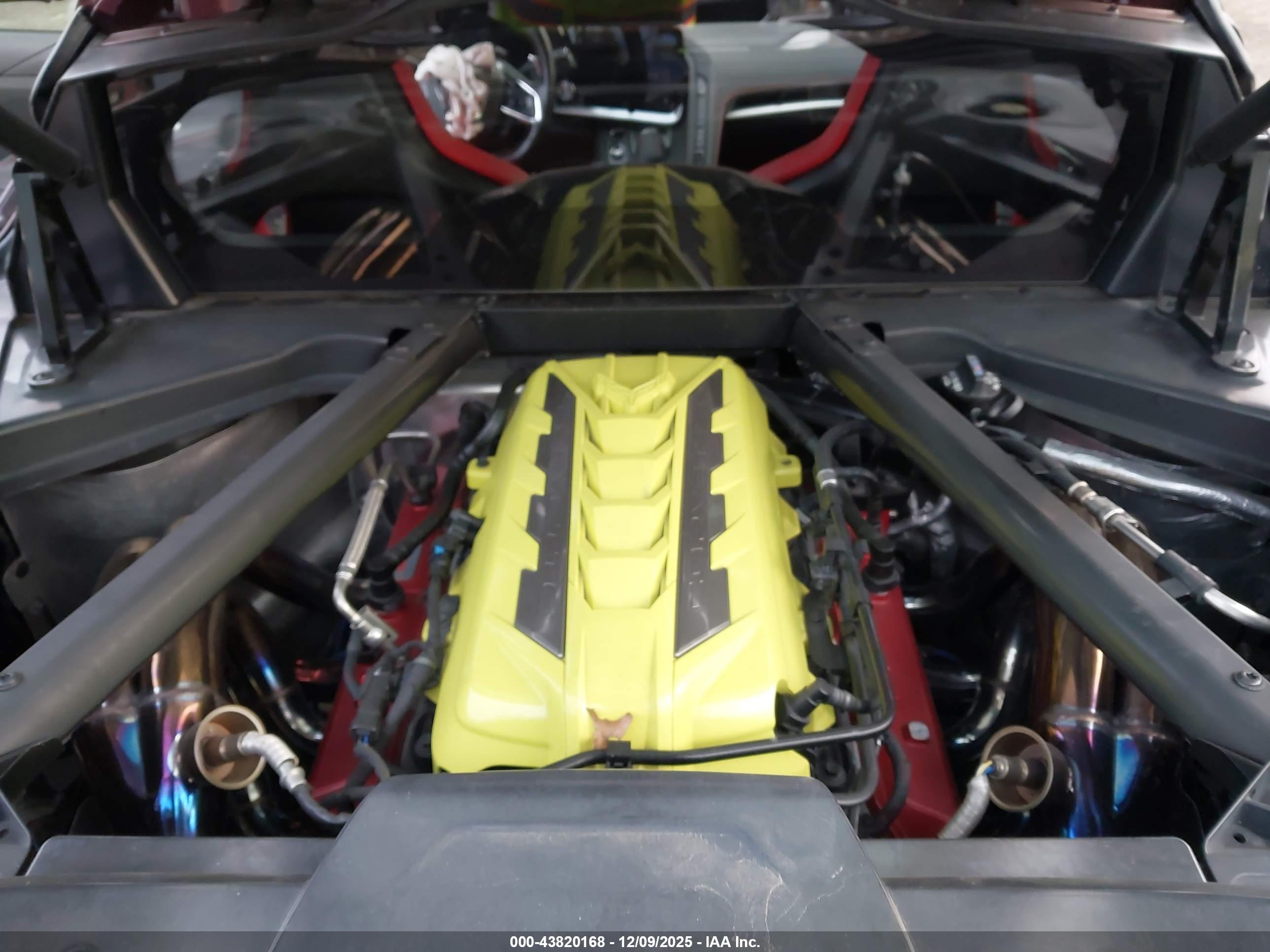 CHEVROLET CORVETTE image 10