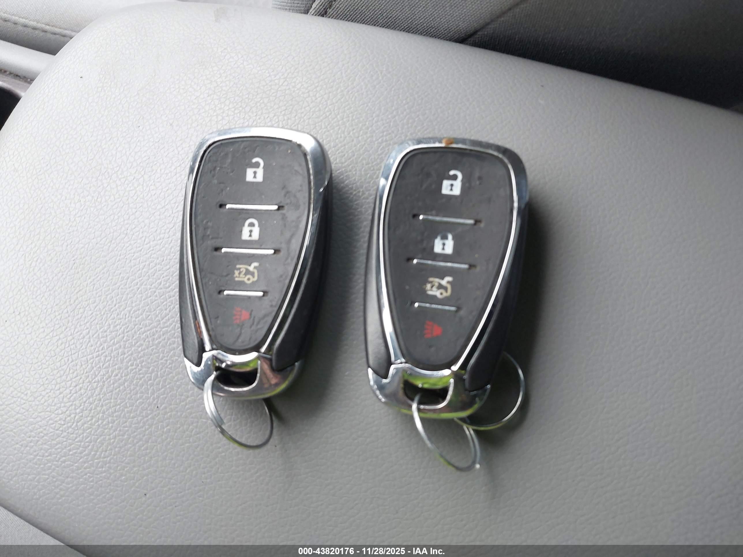 CHEVROLET MALIBU image 11