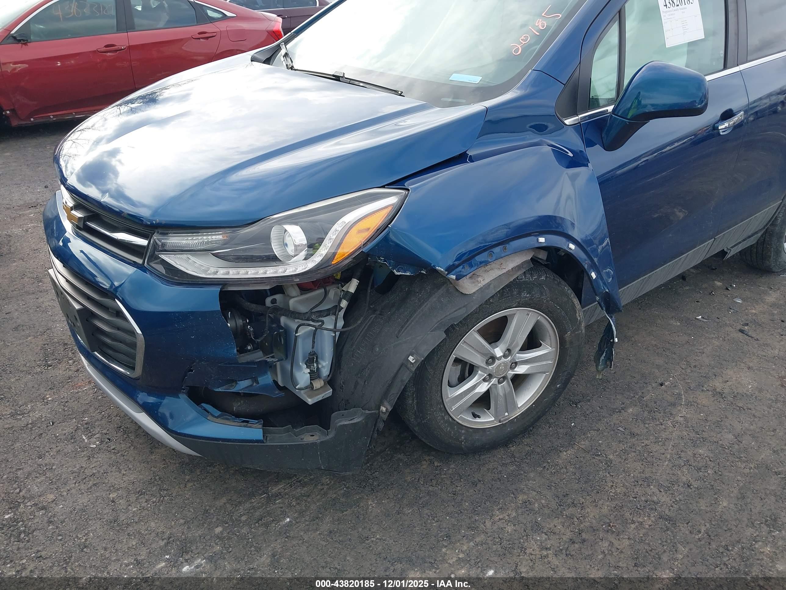 CHEVROLET TRAX image 6