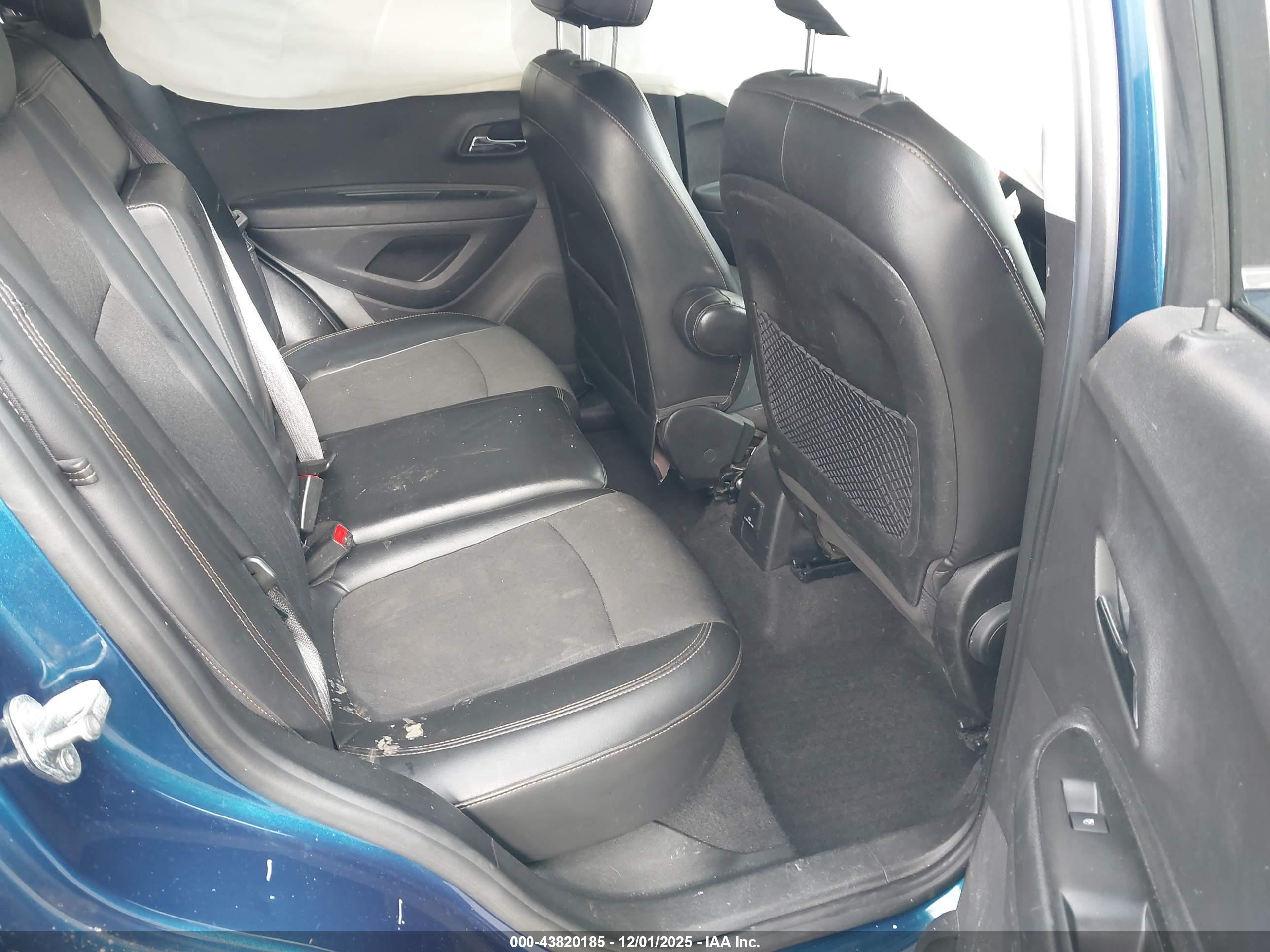CHEVROLET TRAX image 8
