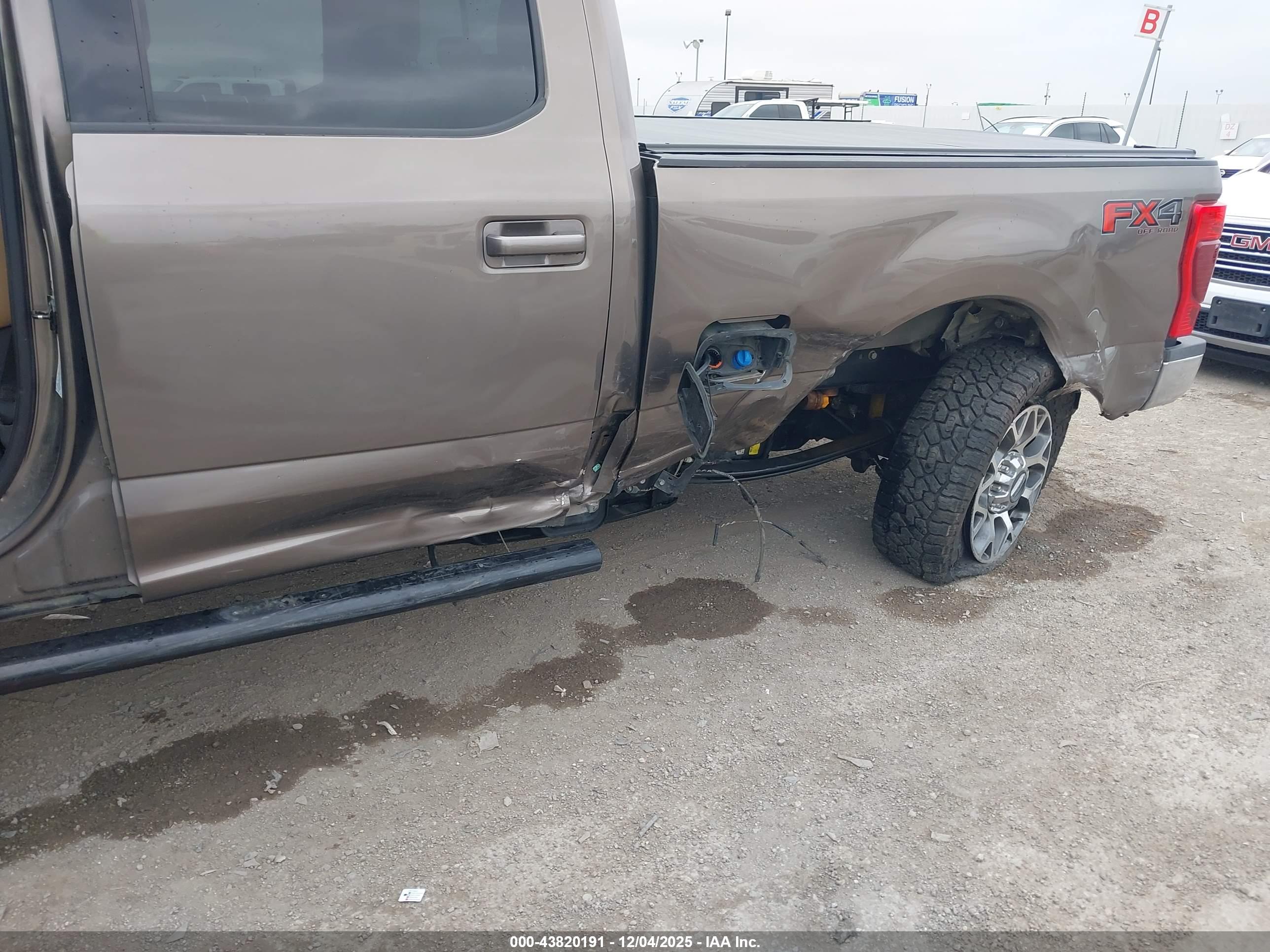 FORD F-250 image 6
