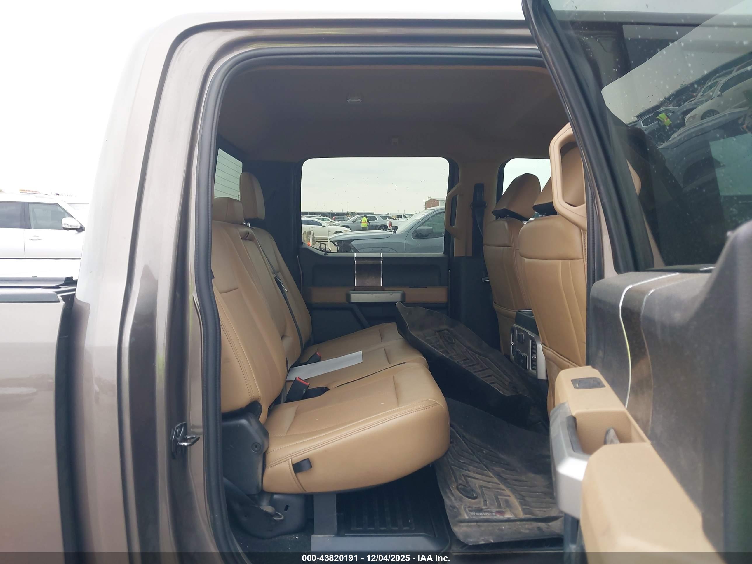 FORD F-250 image 8