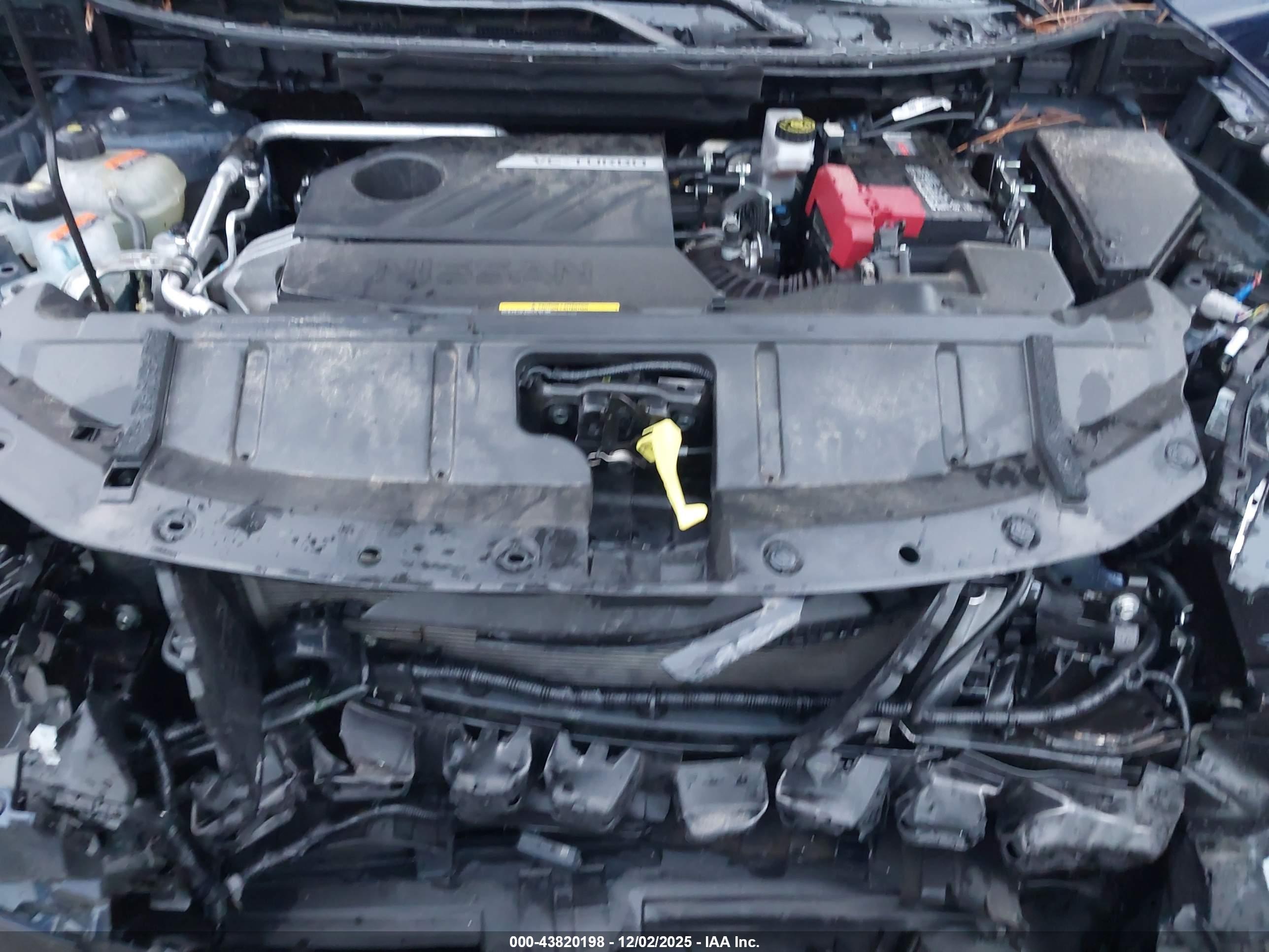 NISSAN ROGUE image 10
