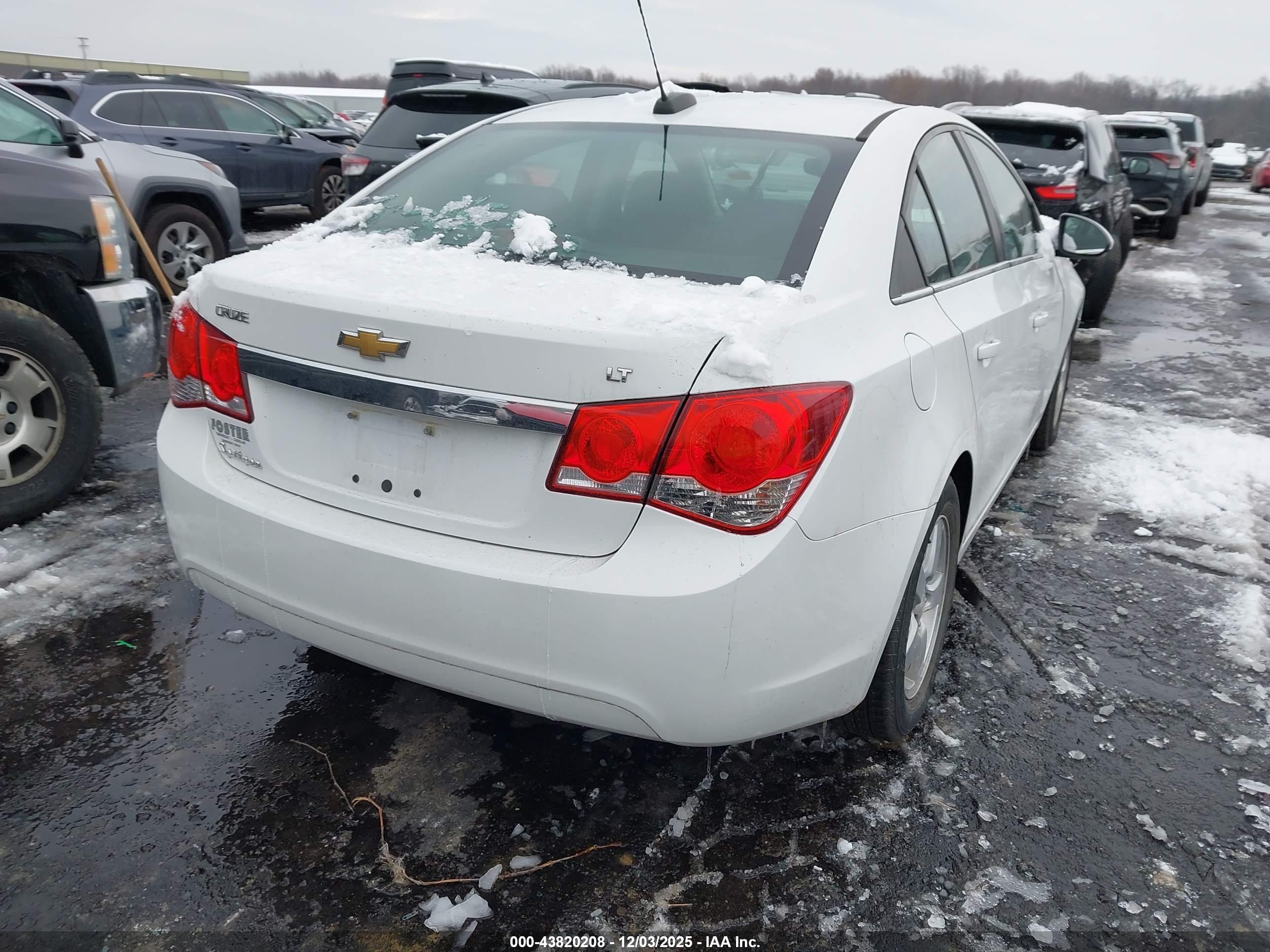 CHEVROLET CRUZE image 4