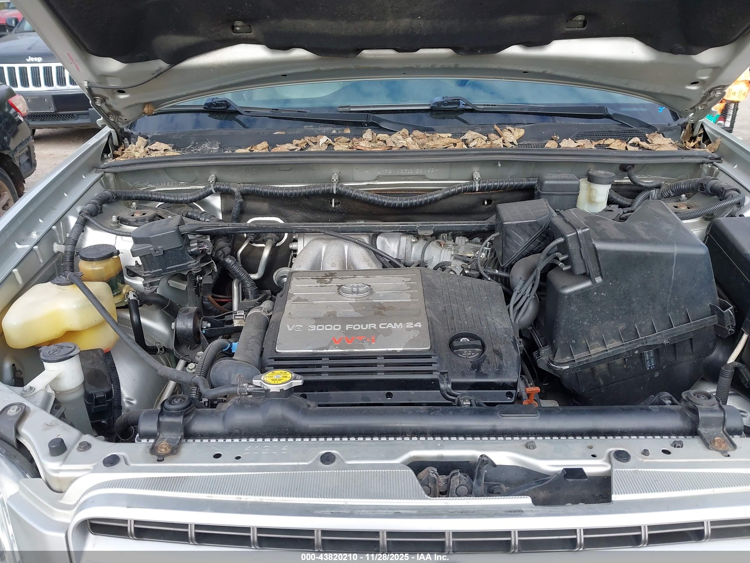 TOYOTA HIGHLANDER image 10