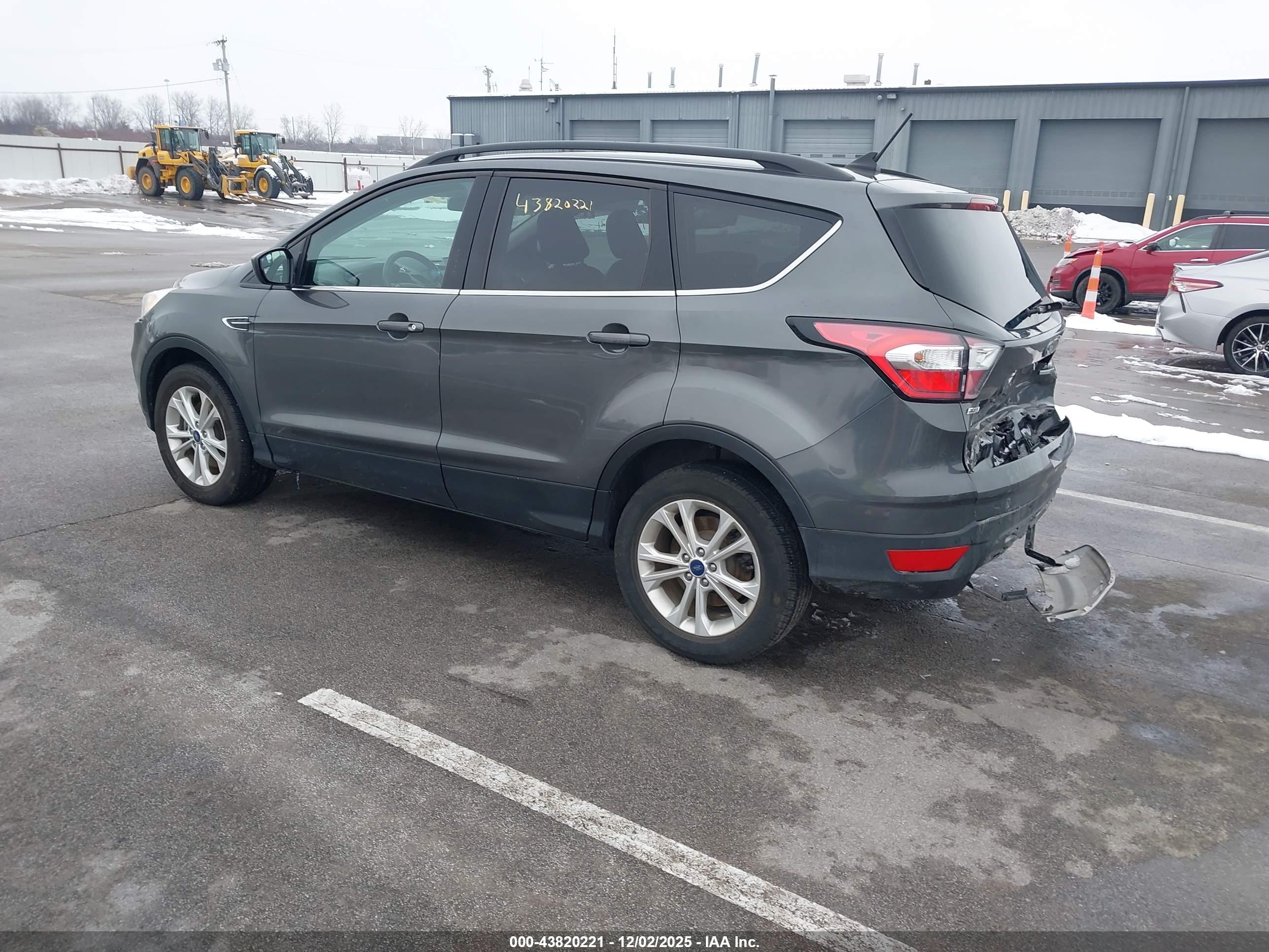 FORD ESCAPE image 3