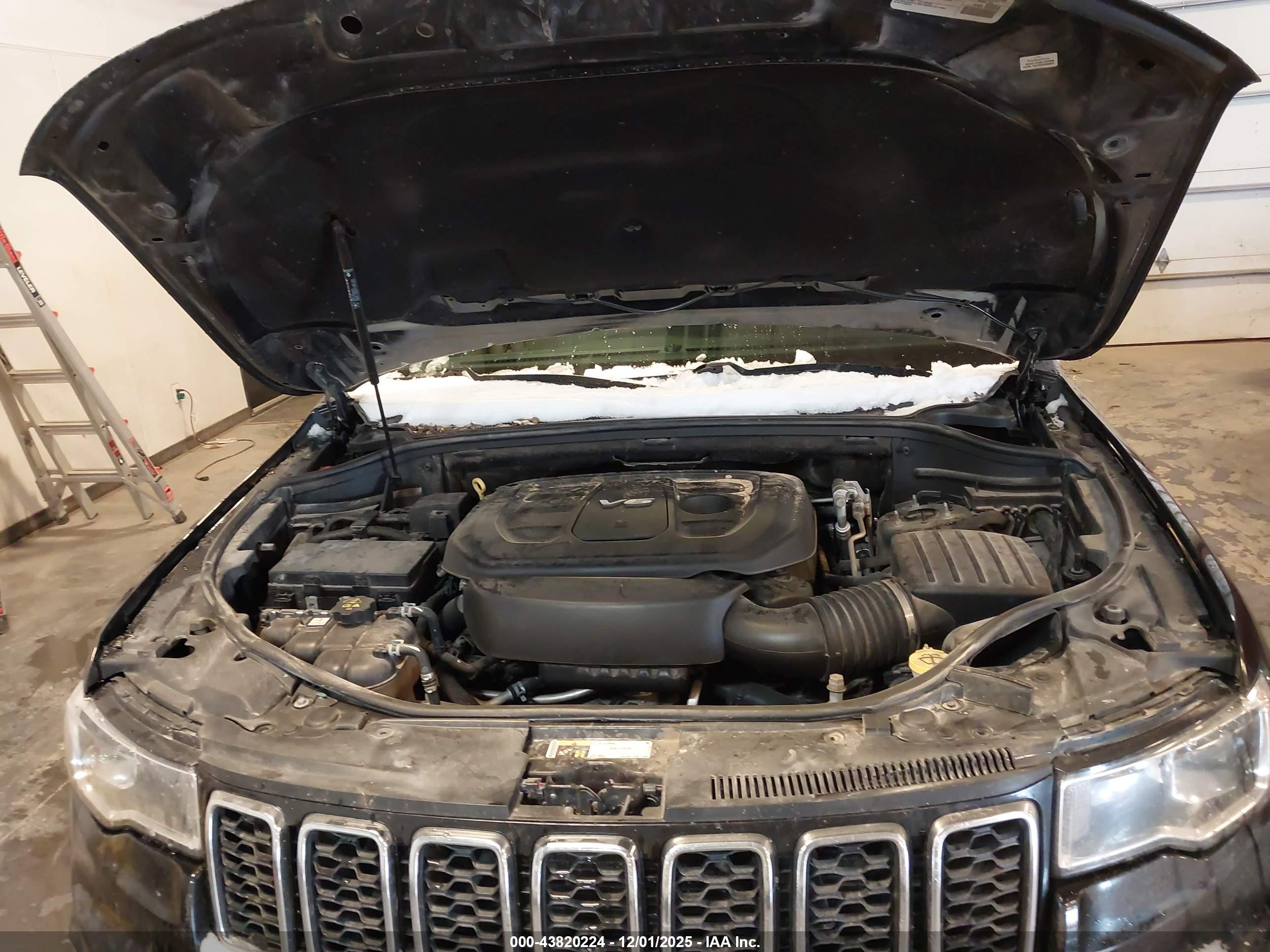 JEEP GRAND image 10