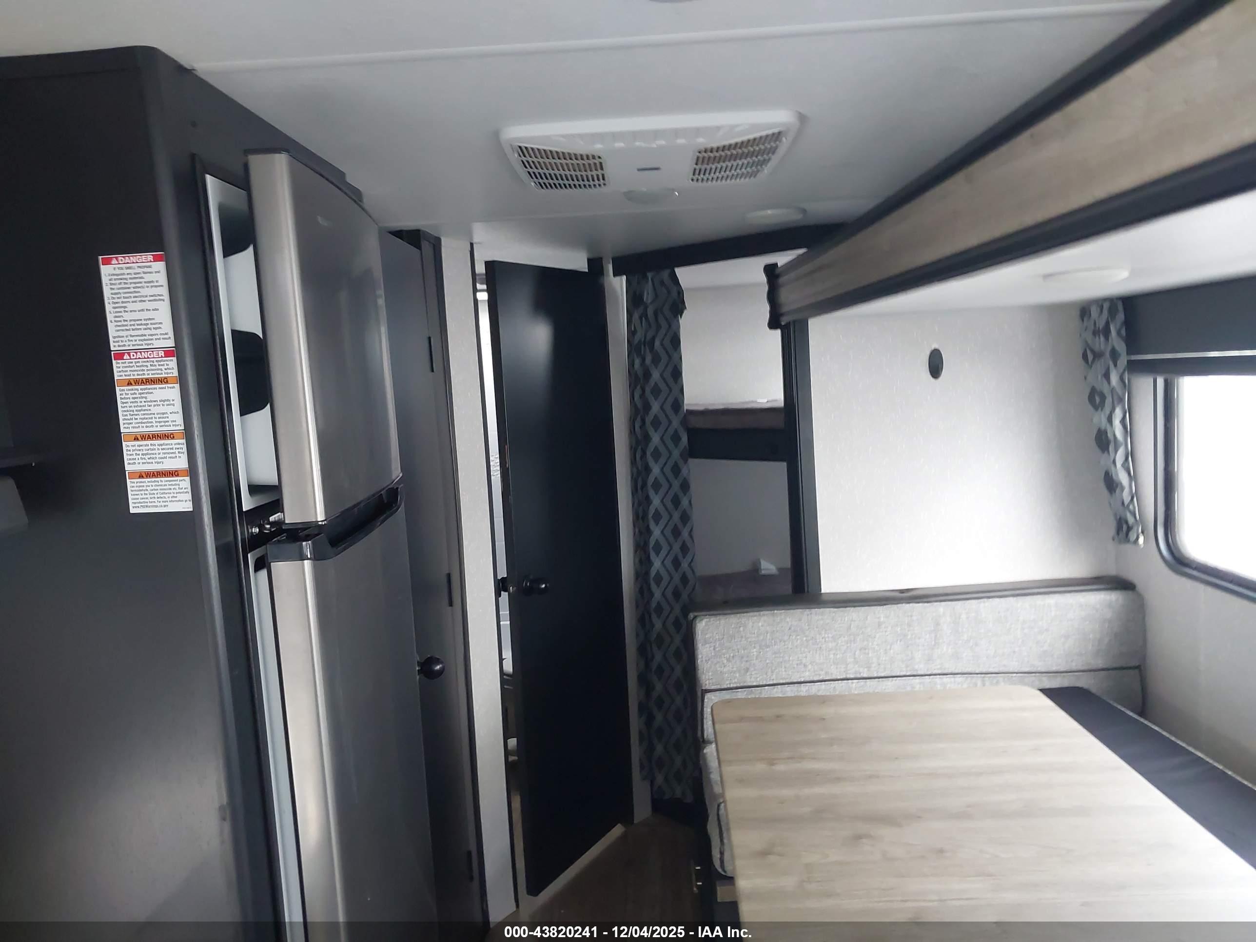 CHEROKEE GREY image 8