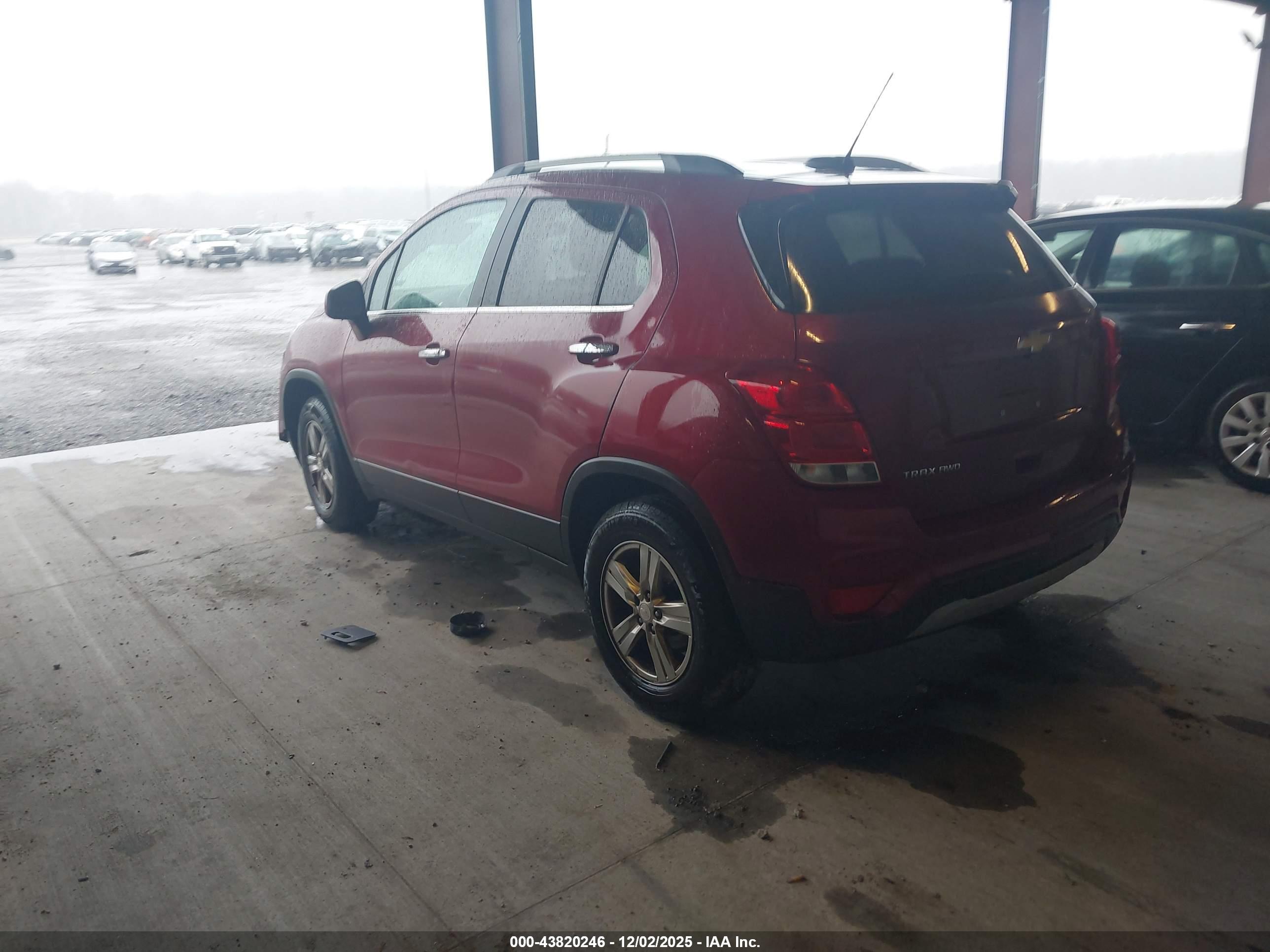 CHEVROLET TRAX image 3