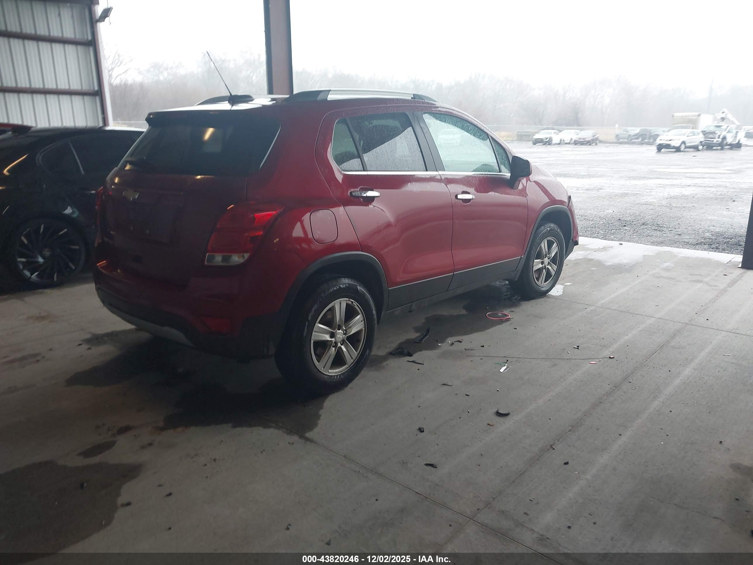 CHEVROLET TRAX image 4