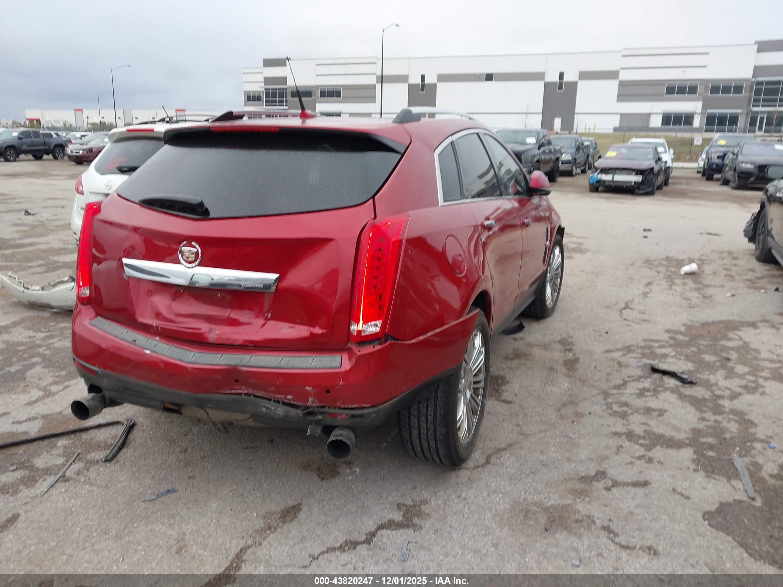 CADILLAC SRX image 4