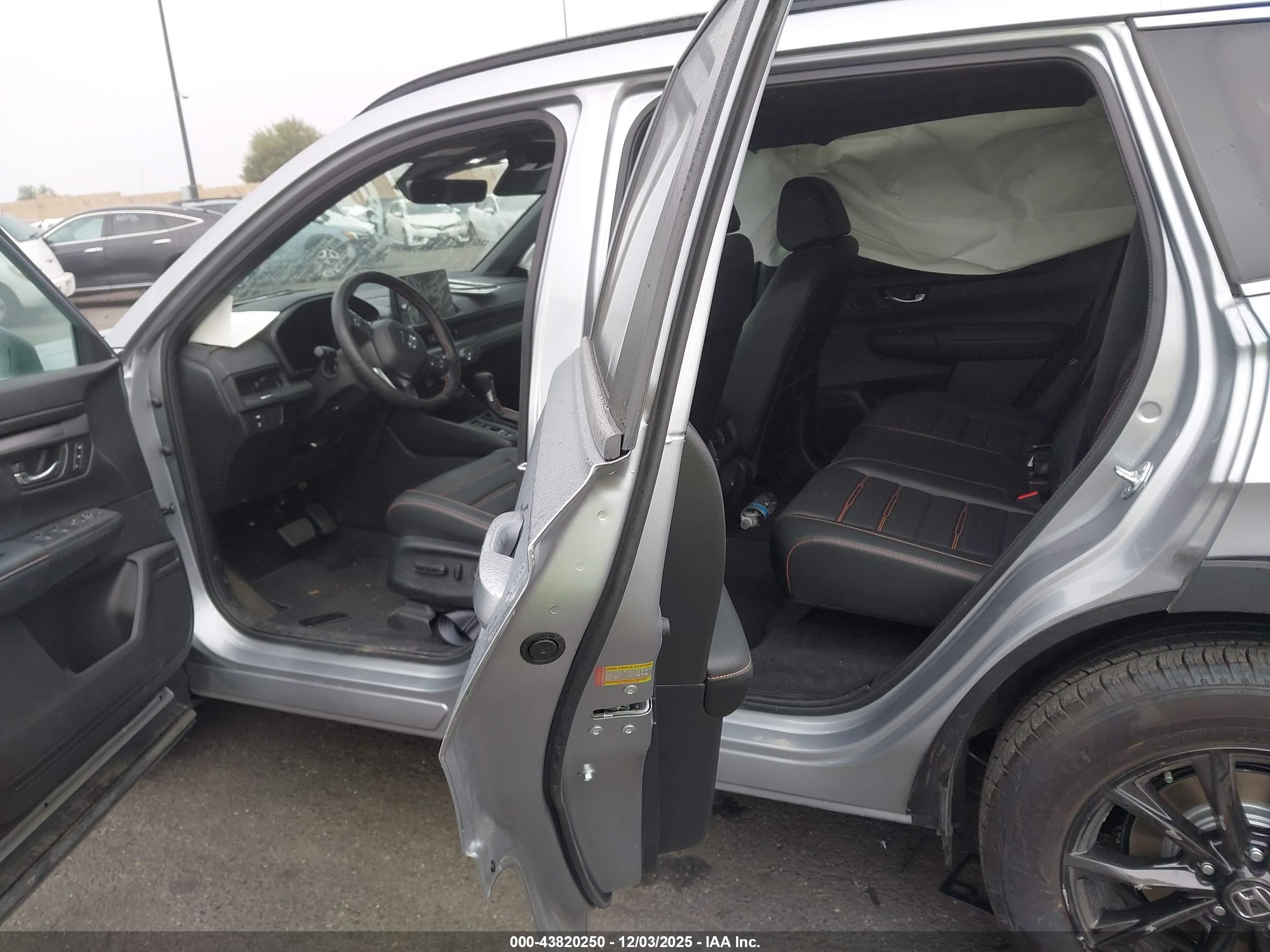 HONDA CR-V image 8