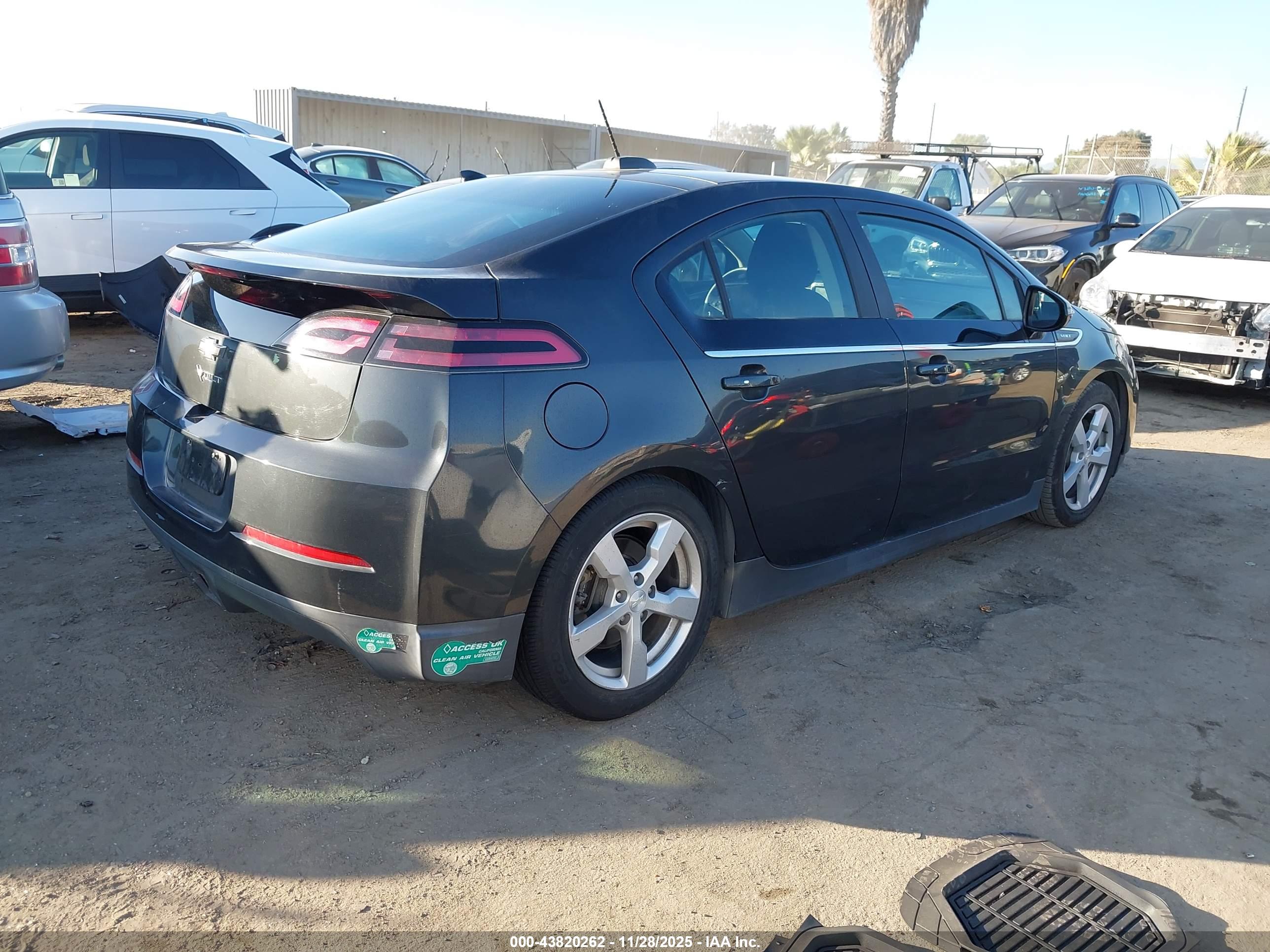 CHEVROLET VOLT image 4