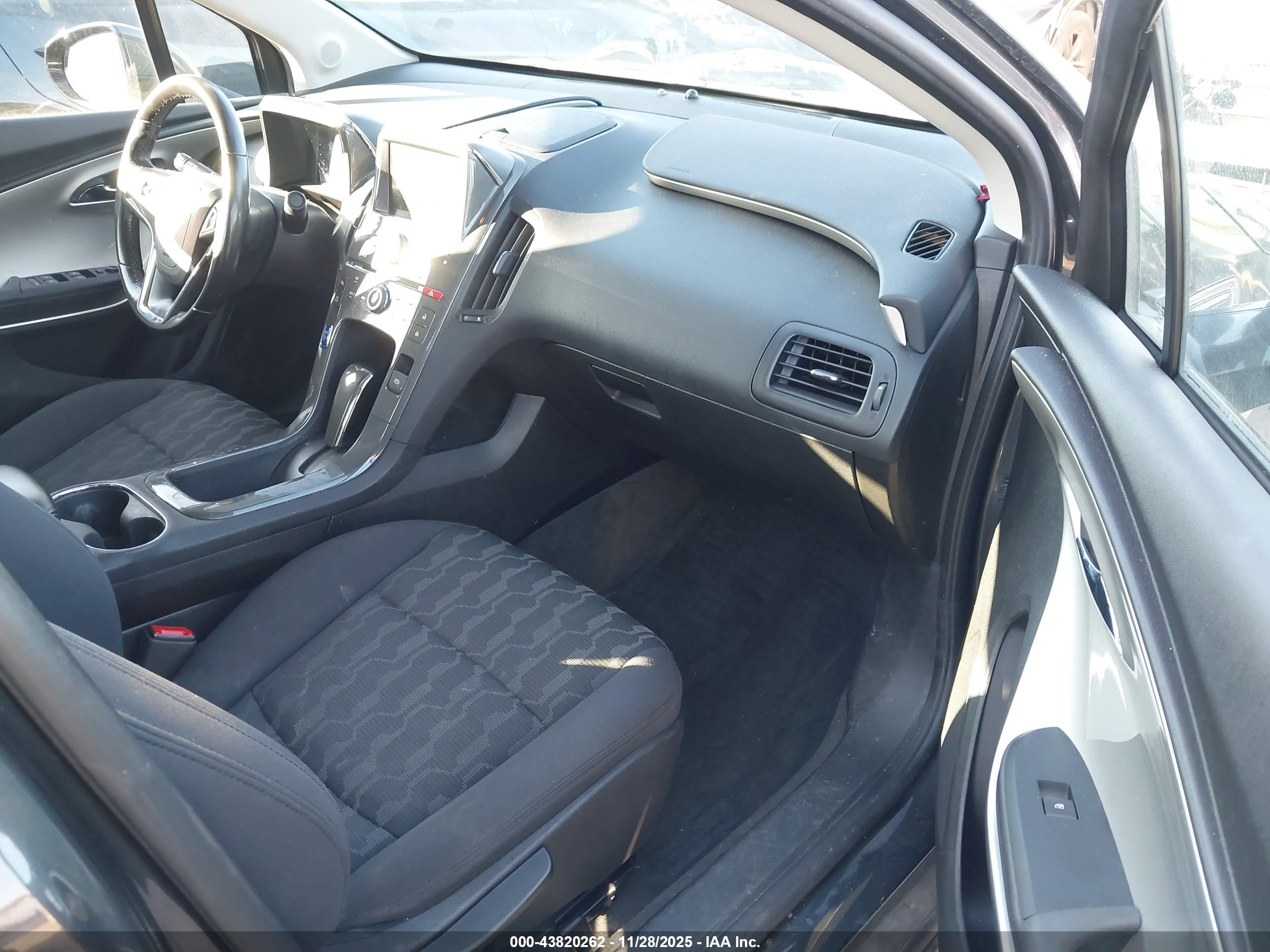CHEVROLET VOLT image 5