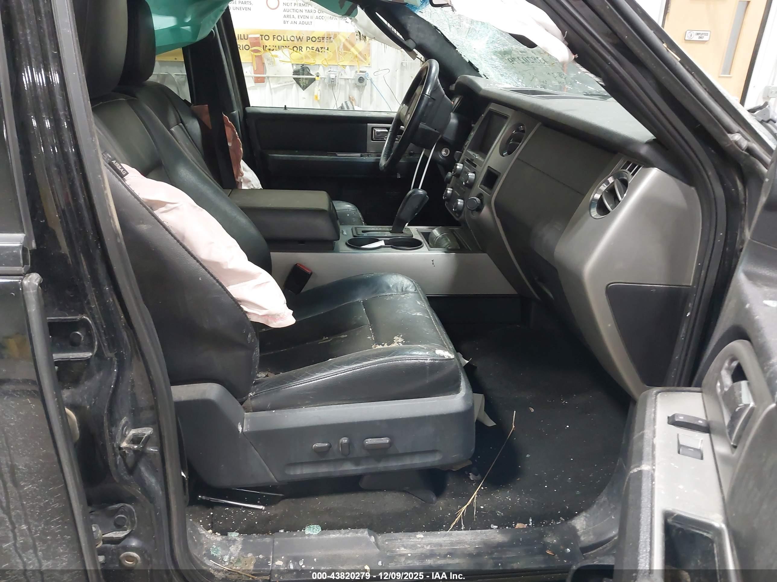 FORD EXPEDITION image 5