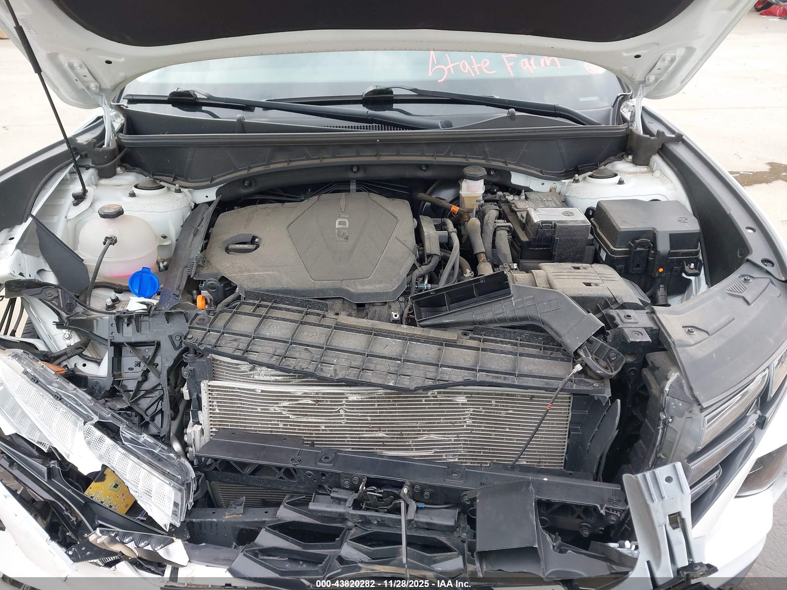 HYUNDAI TUCSON image 10