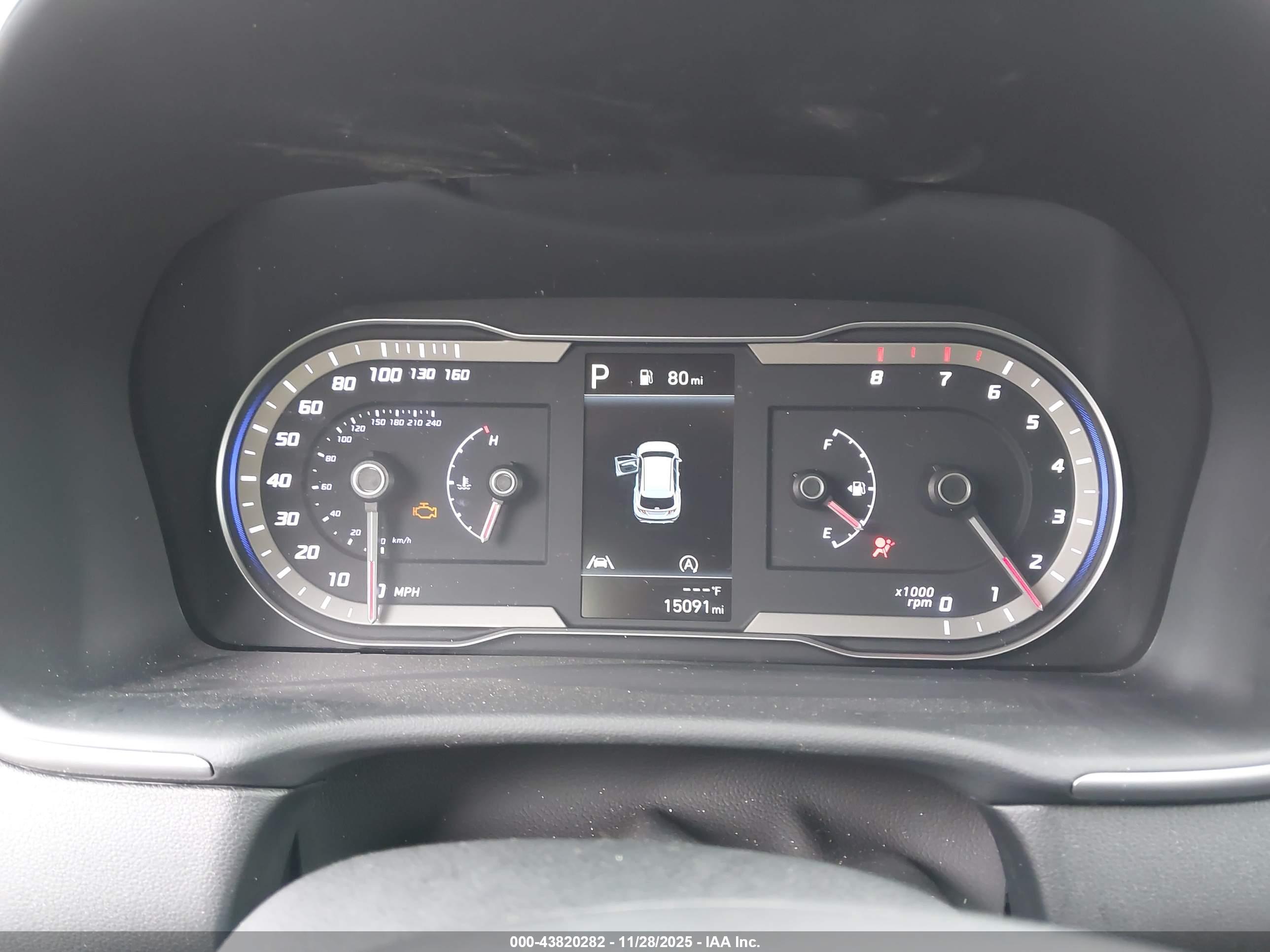 HYUNDAI TUCSON image 7