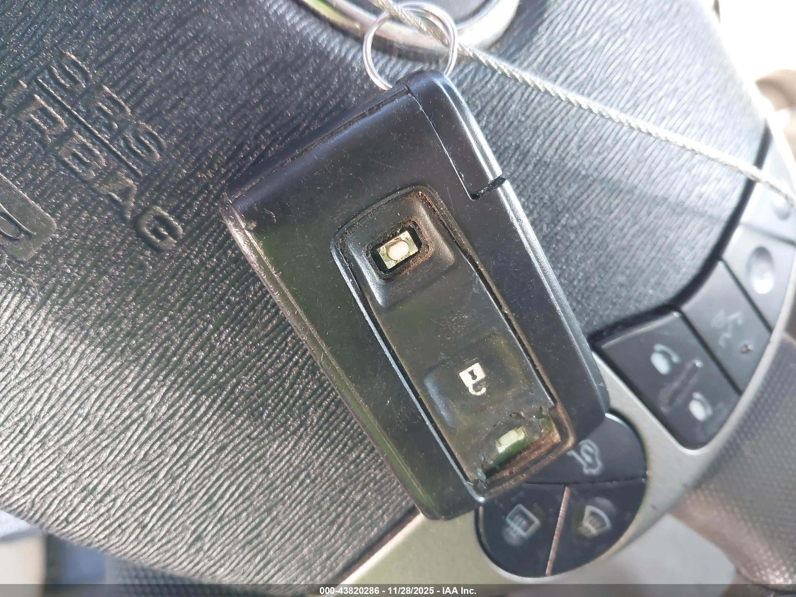 TOYOTA PRIUS image 11
