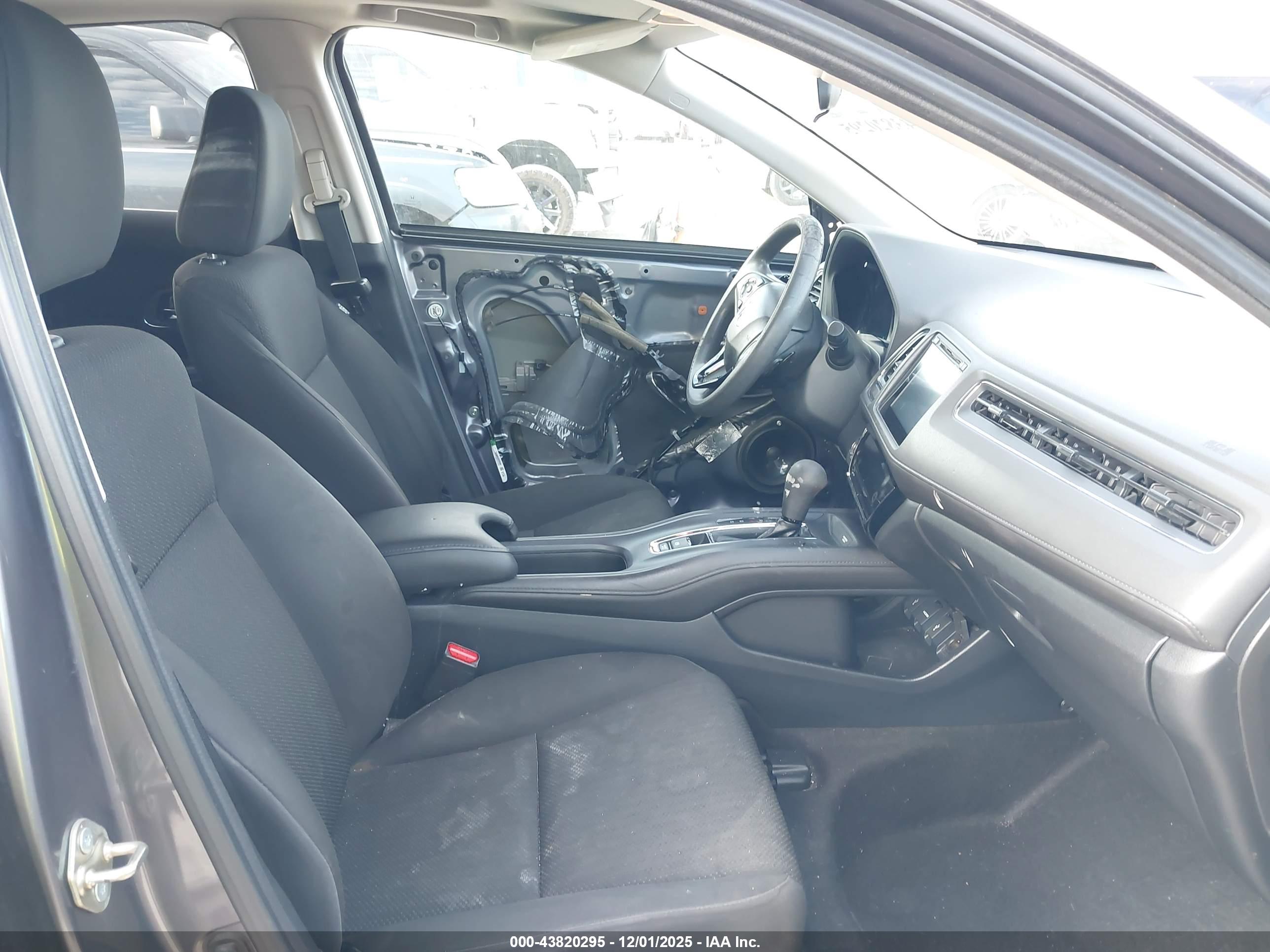 HONDA HR-V image 5