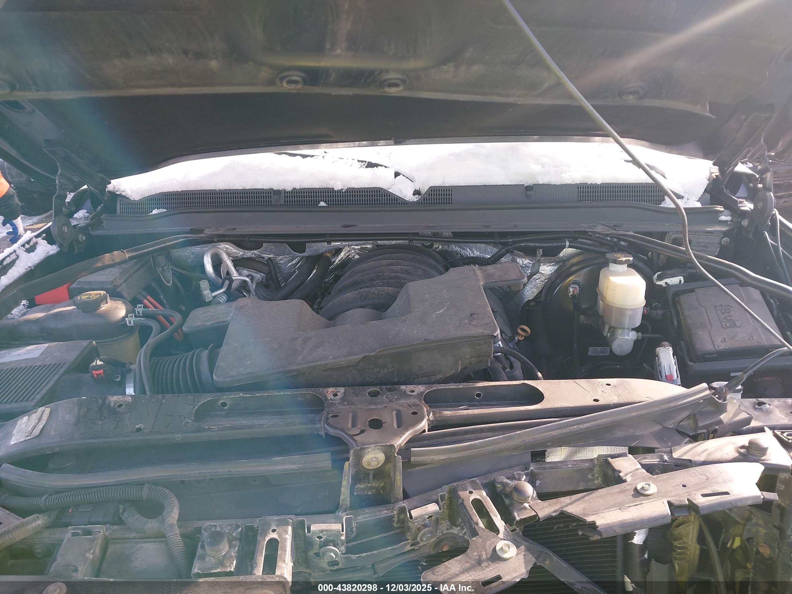 GMC YUKON image 10