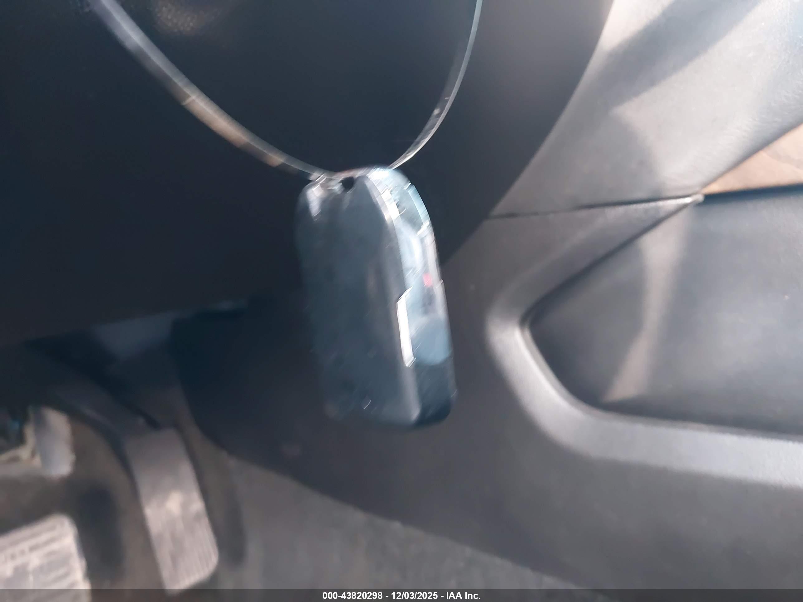 GMC YUKON image 11