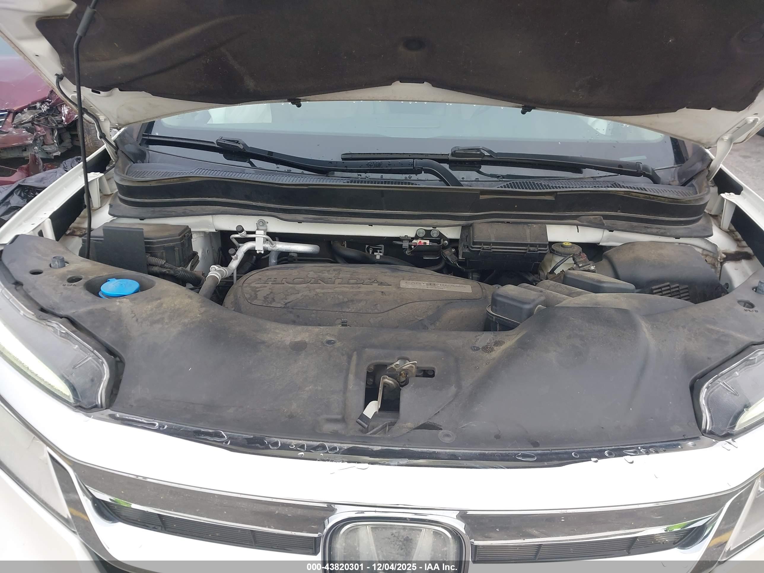 HONDA PILOT image 10