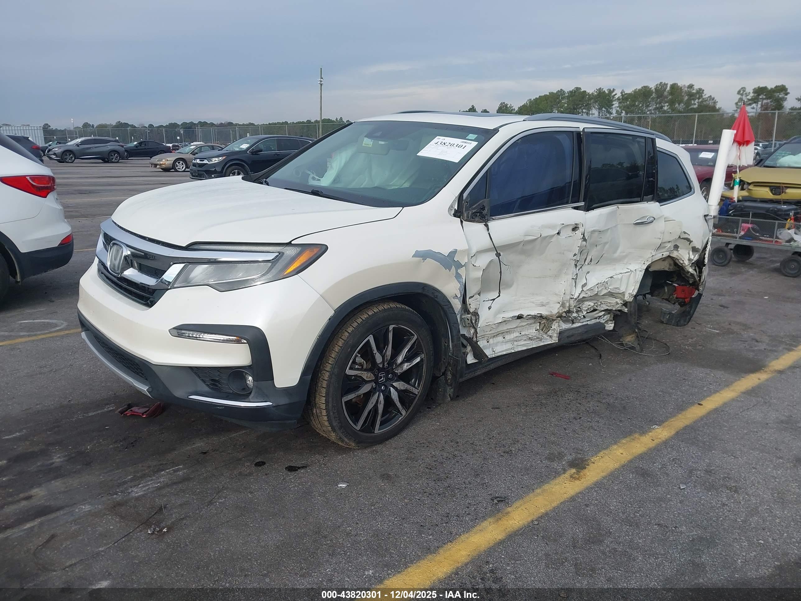 HONDA PILOT image 2