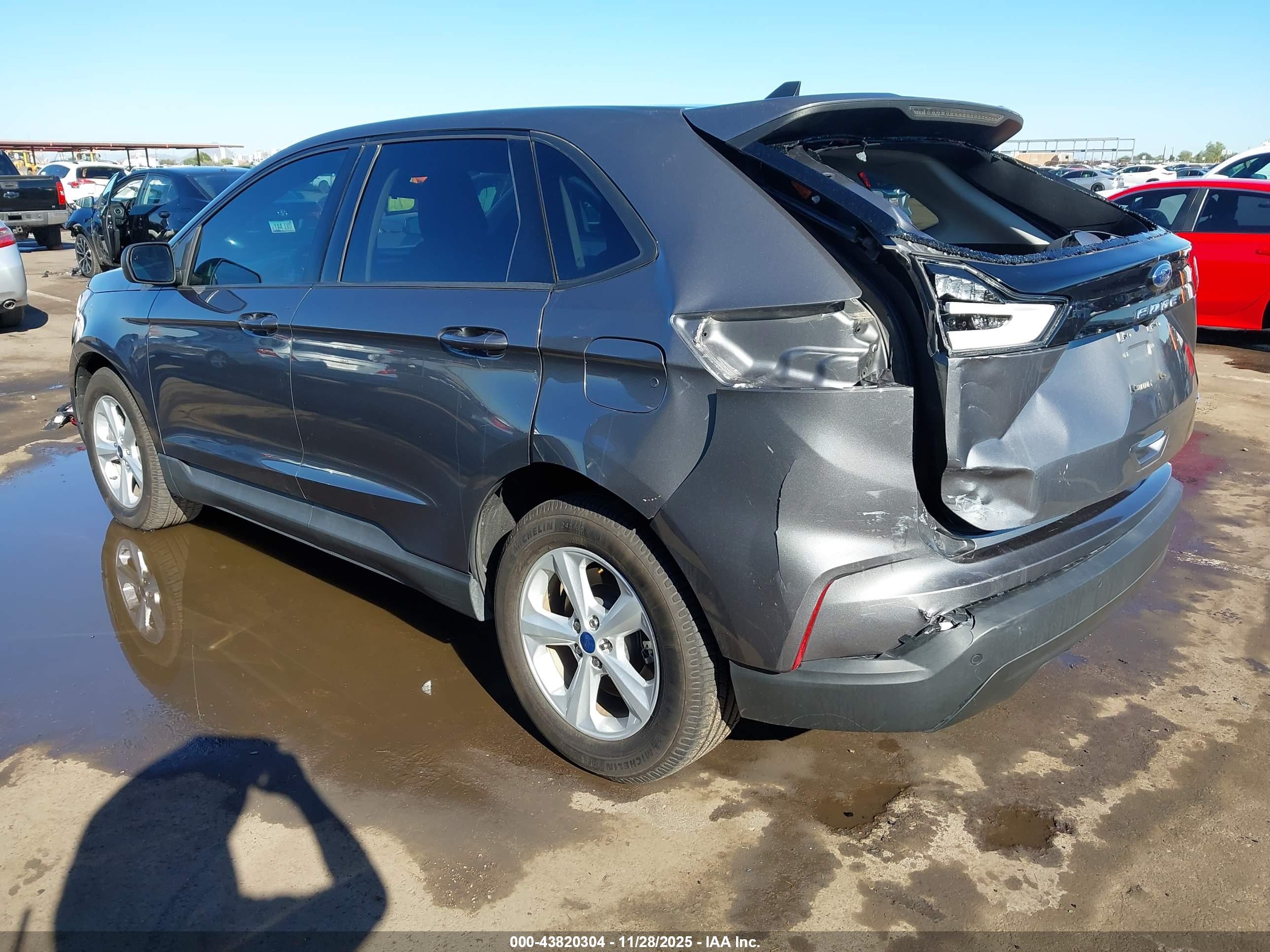 FORD EDGE image 3