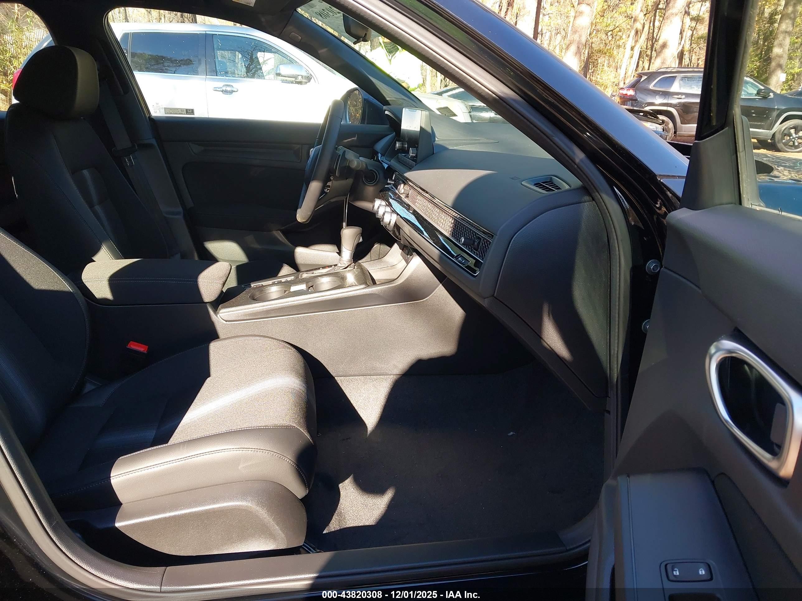 HONDA CIVIC image 5