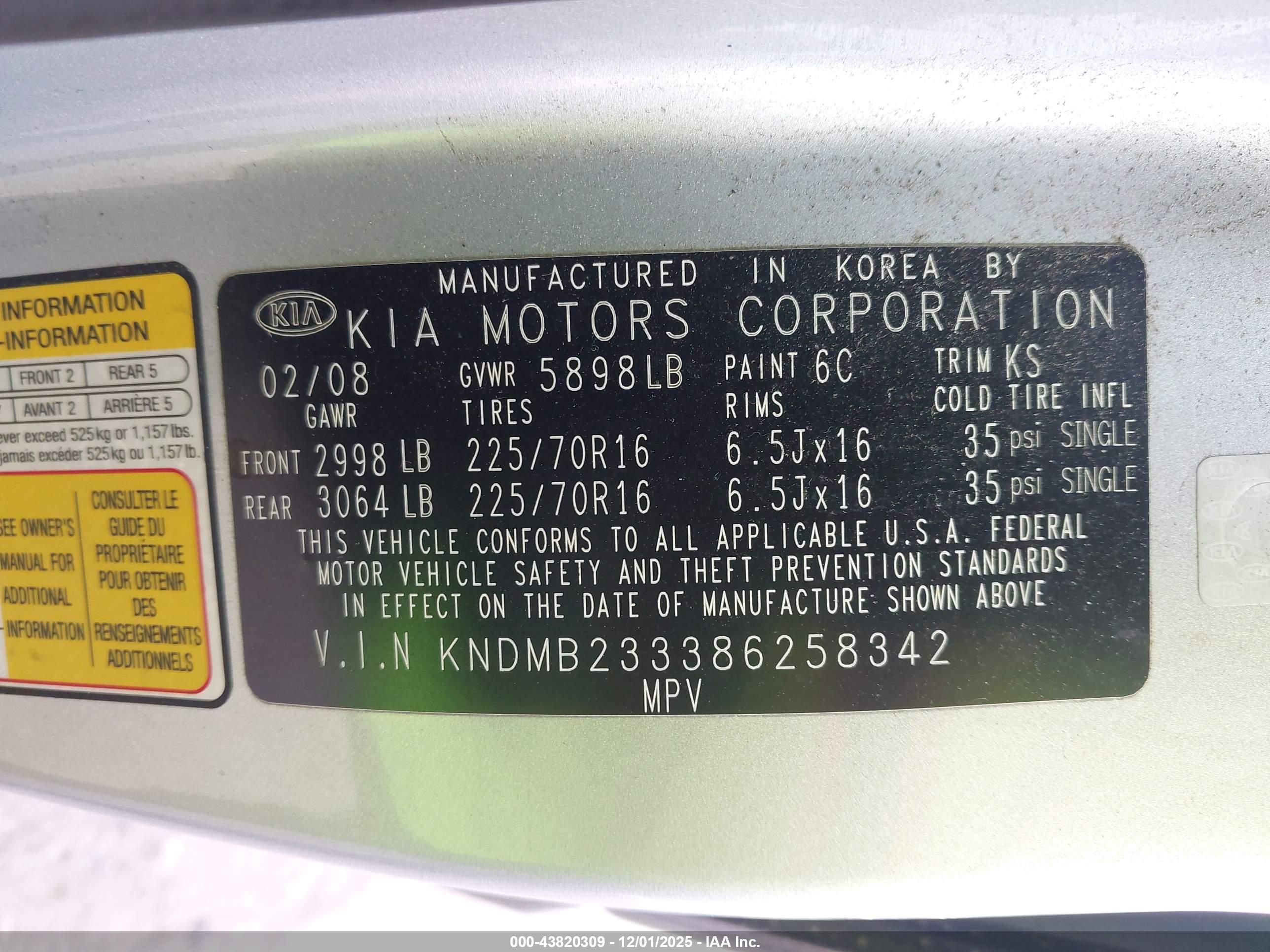 KIA SEDONA image 9