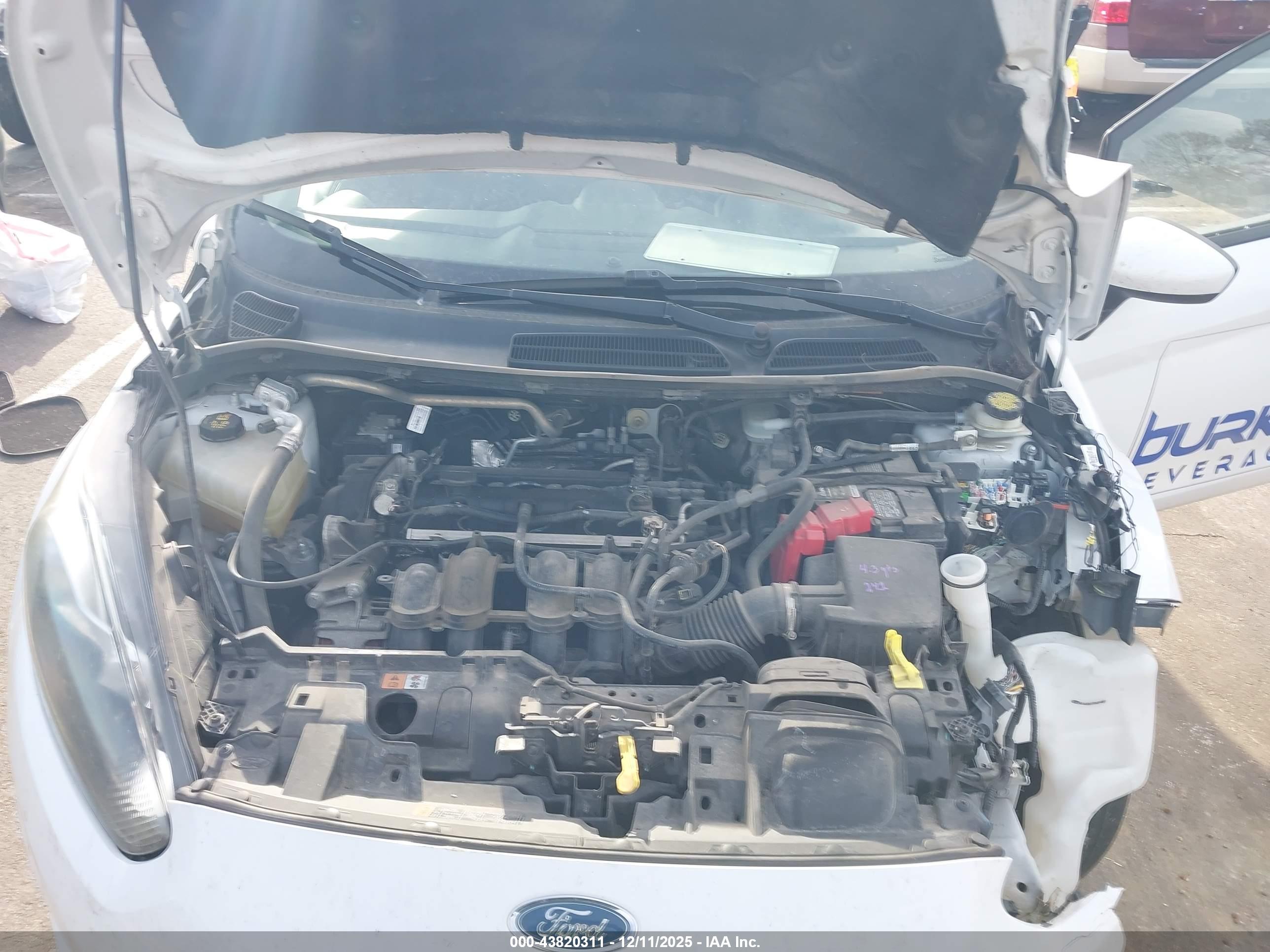 FORD FIESTA image 10