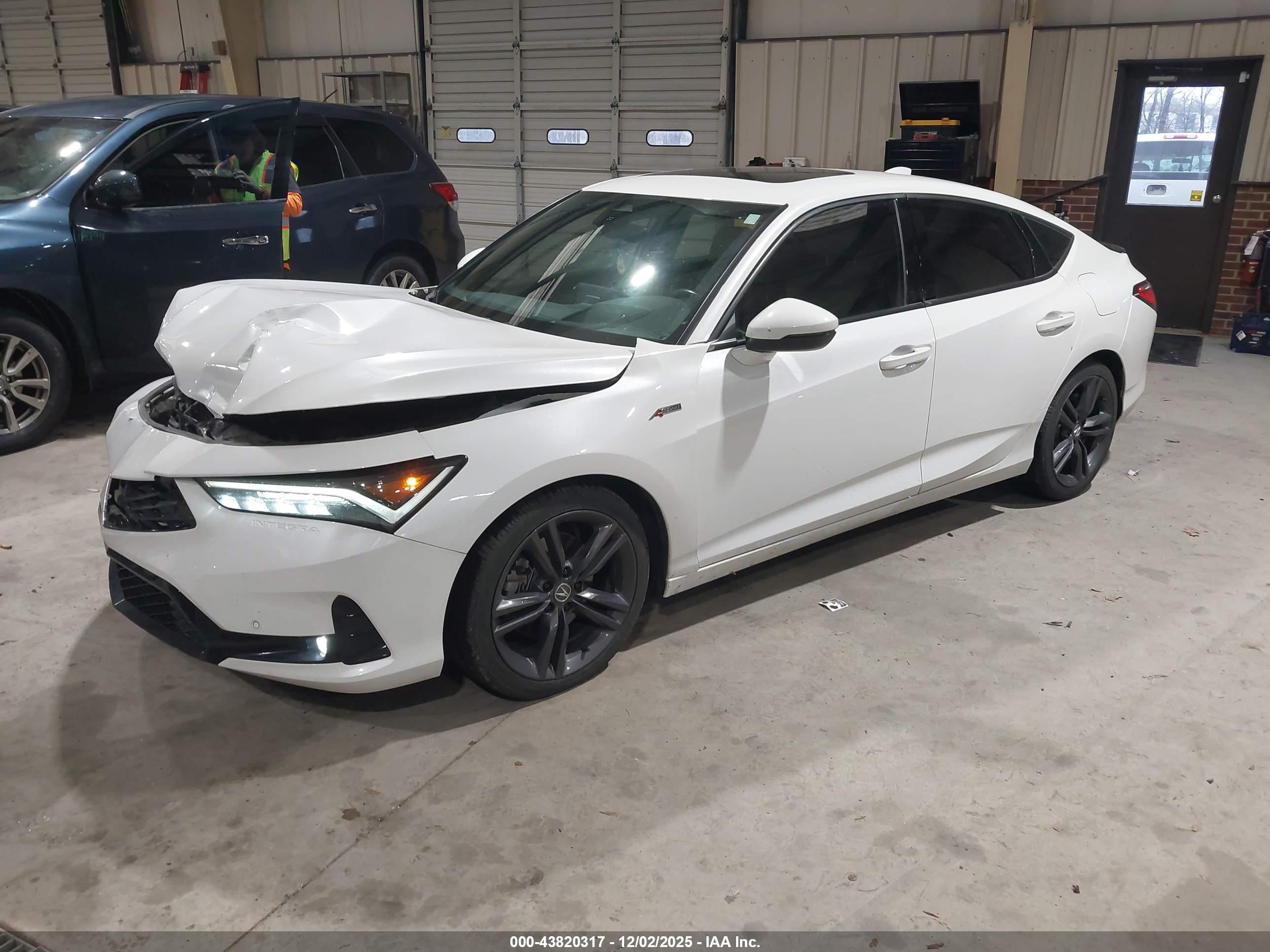 ACURA INTEGRA image 2