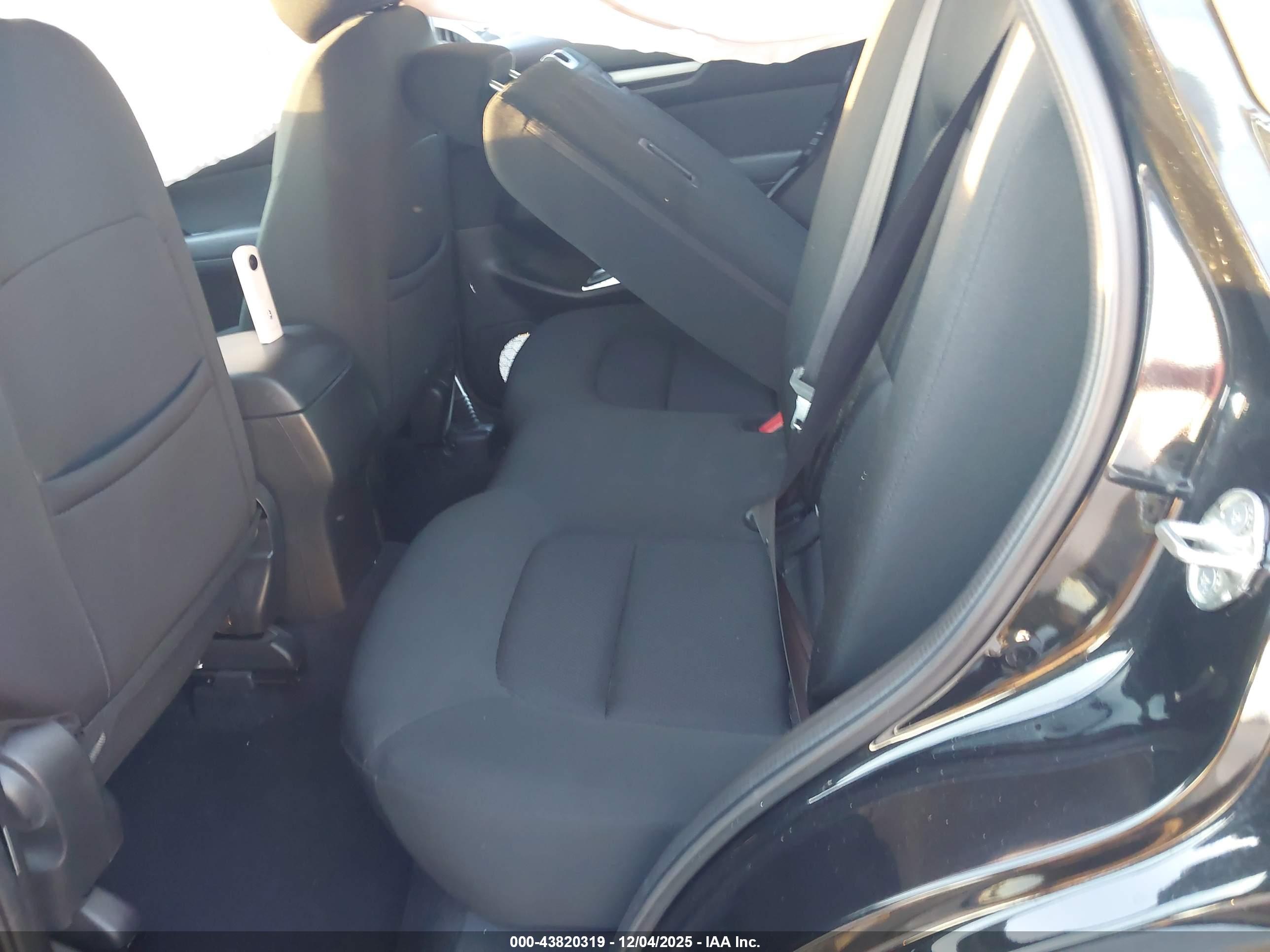 MAZDA CX-5 image 8