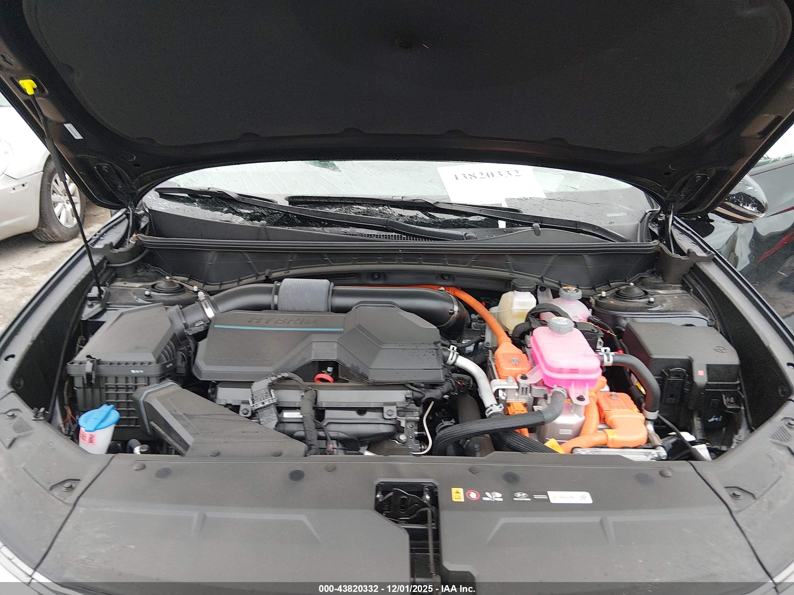 HYUNDAI TUCSON image 10