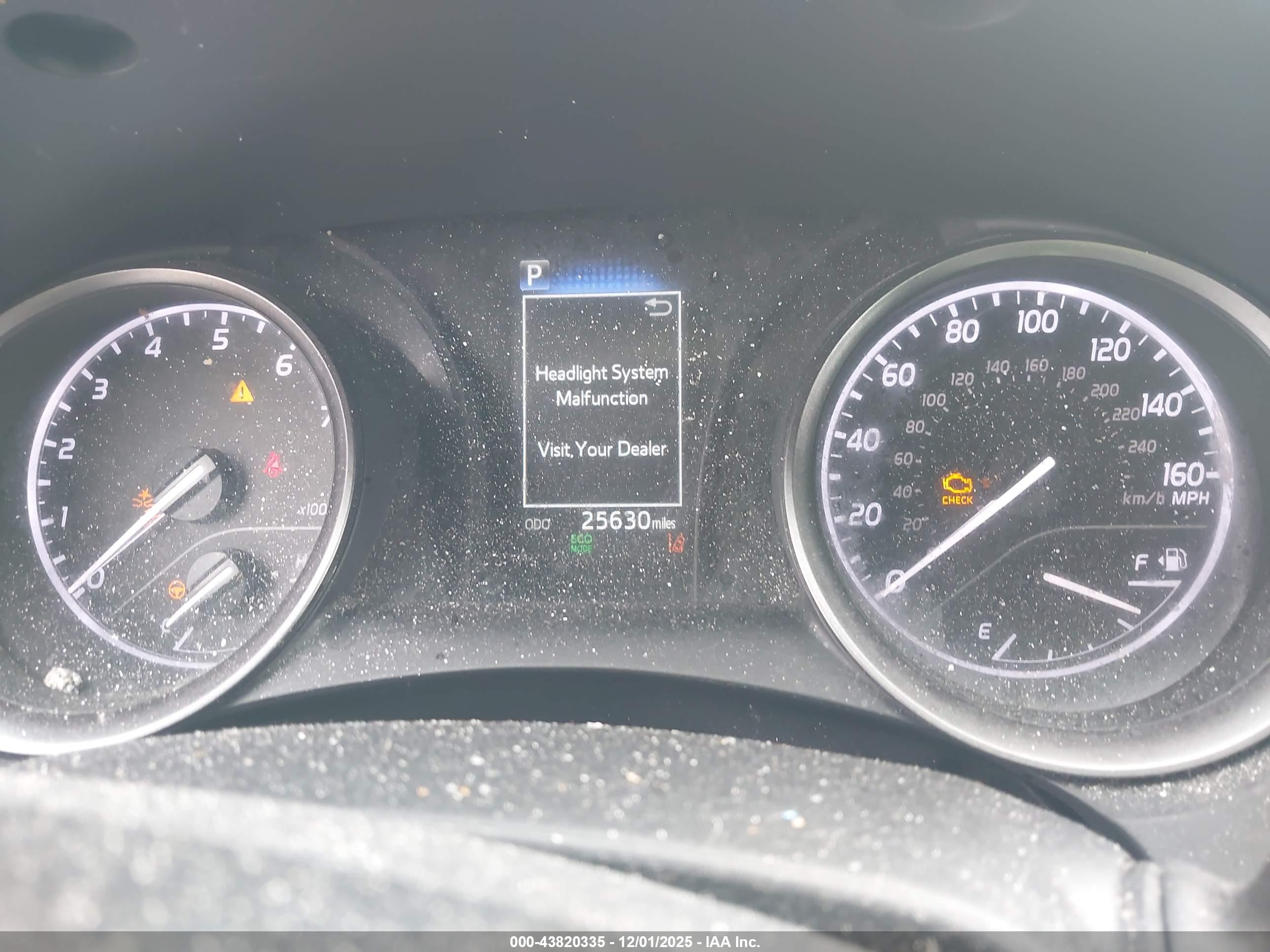 TOYOTA CAMRY image 7