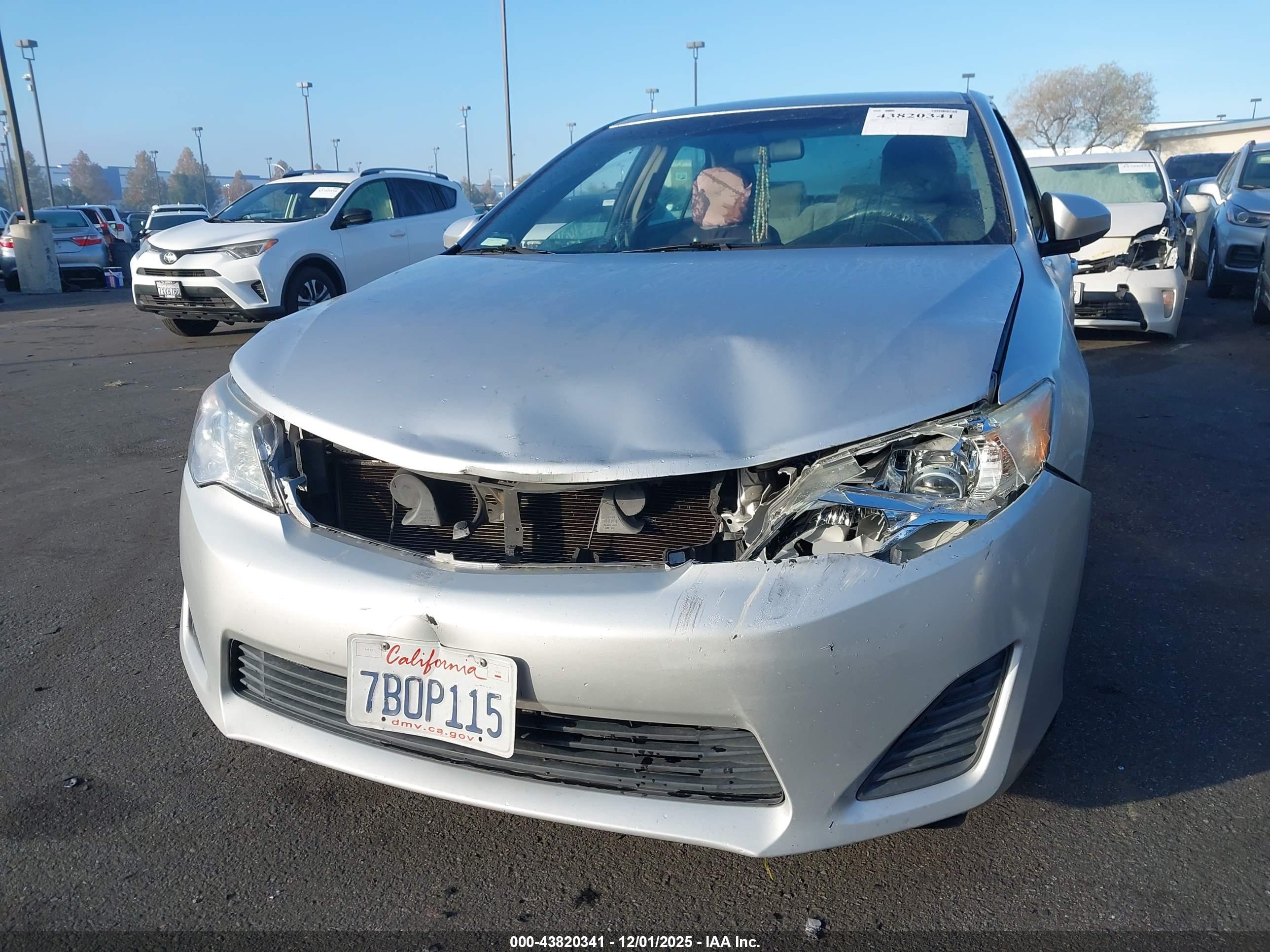 TOYOTA CAMRY image 6