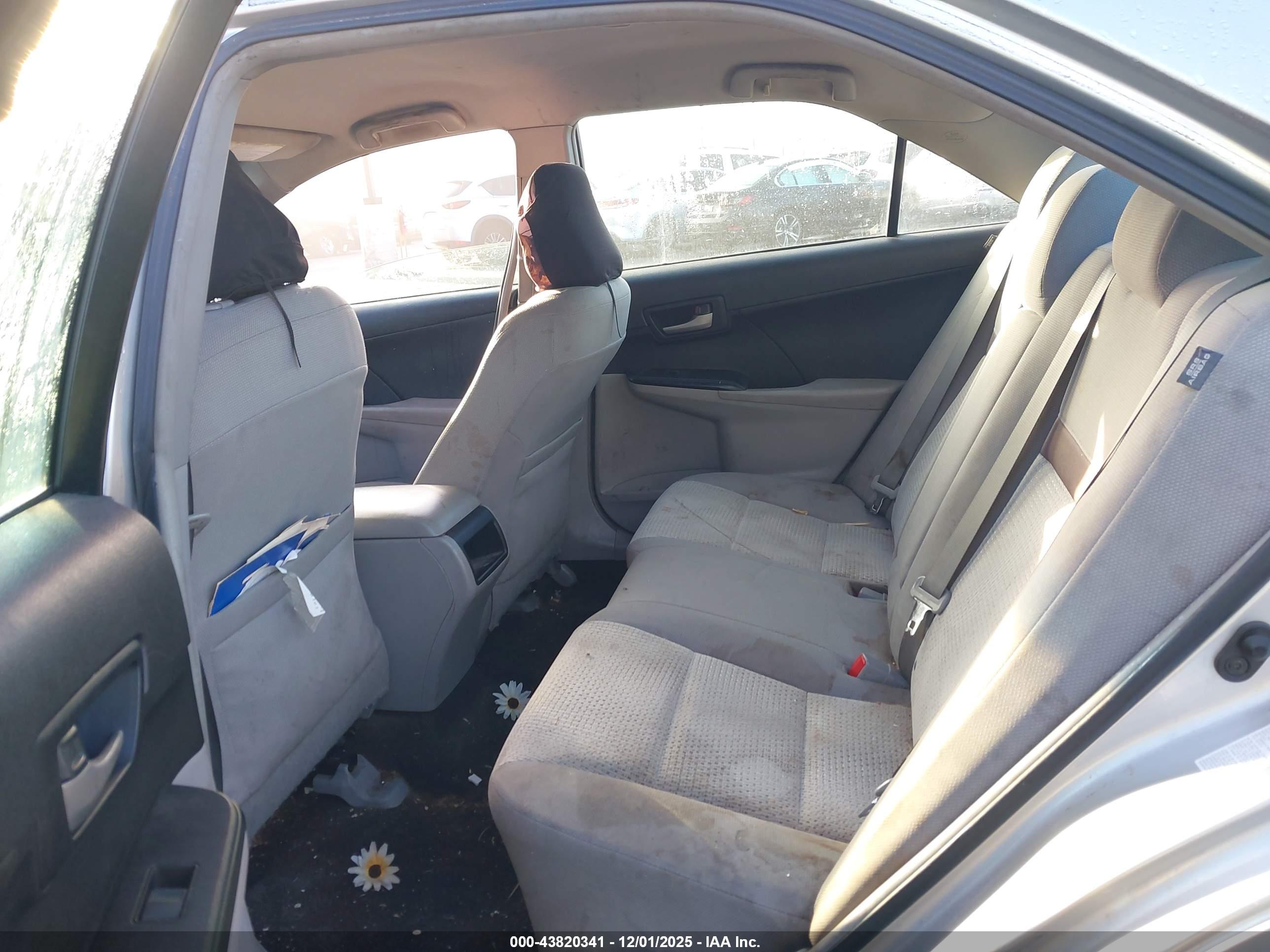TOYOTA CAMRY image 8