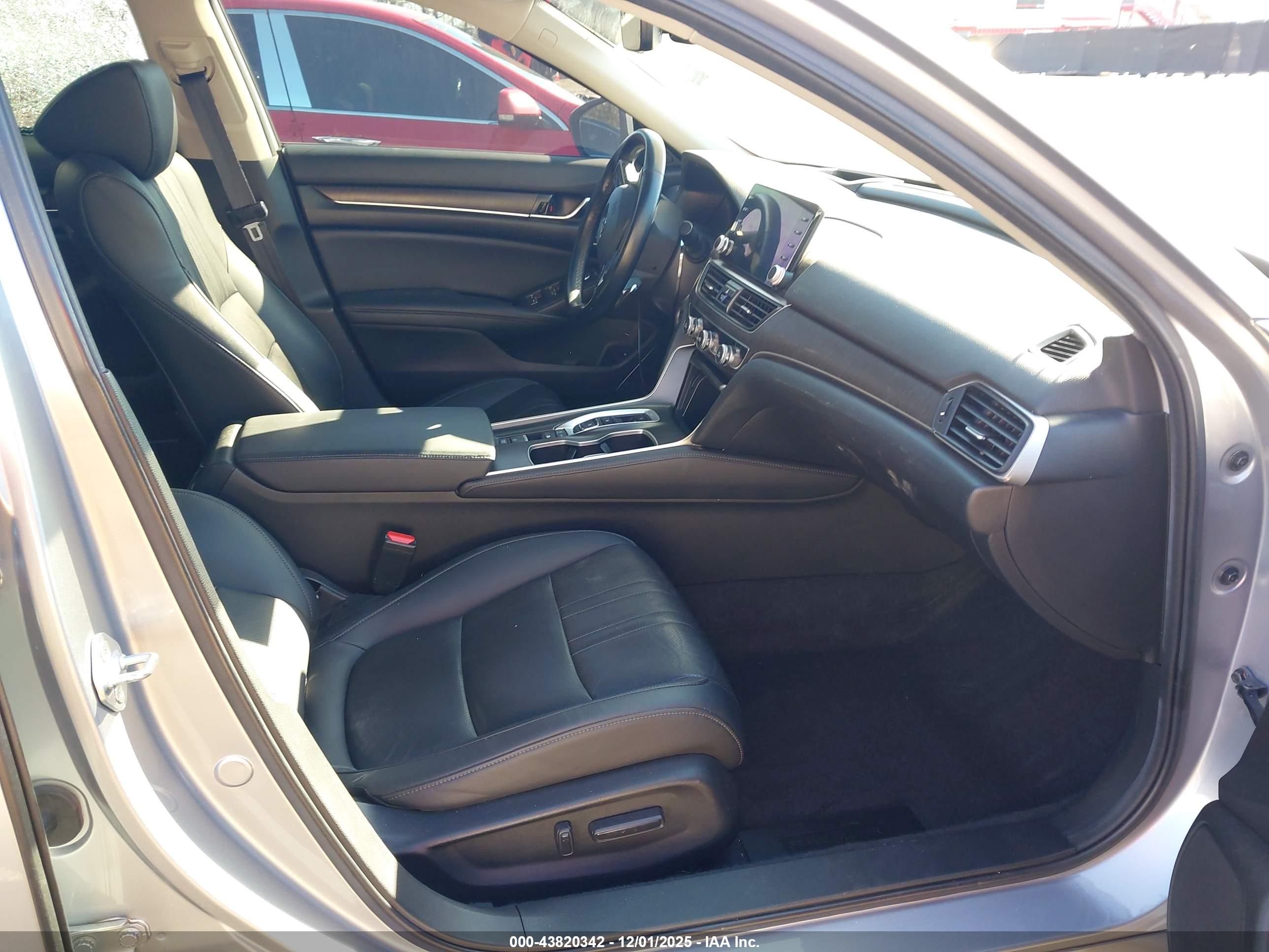 HONDA ACCORD image 5