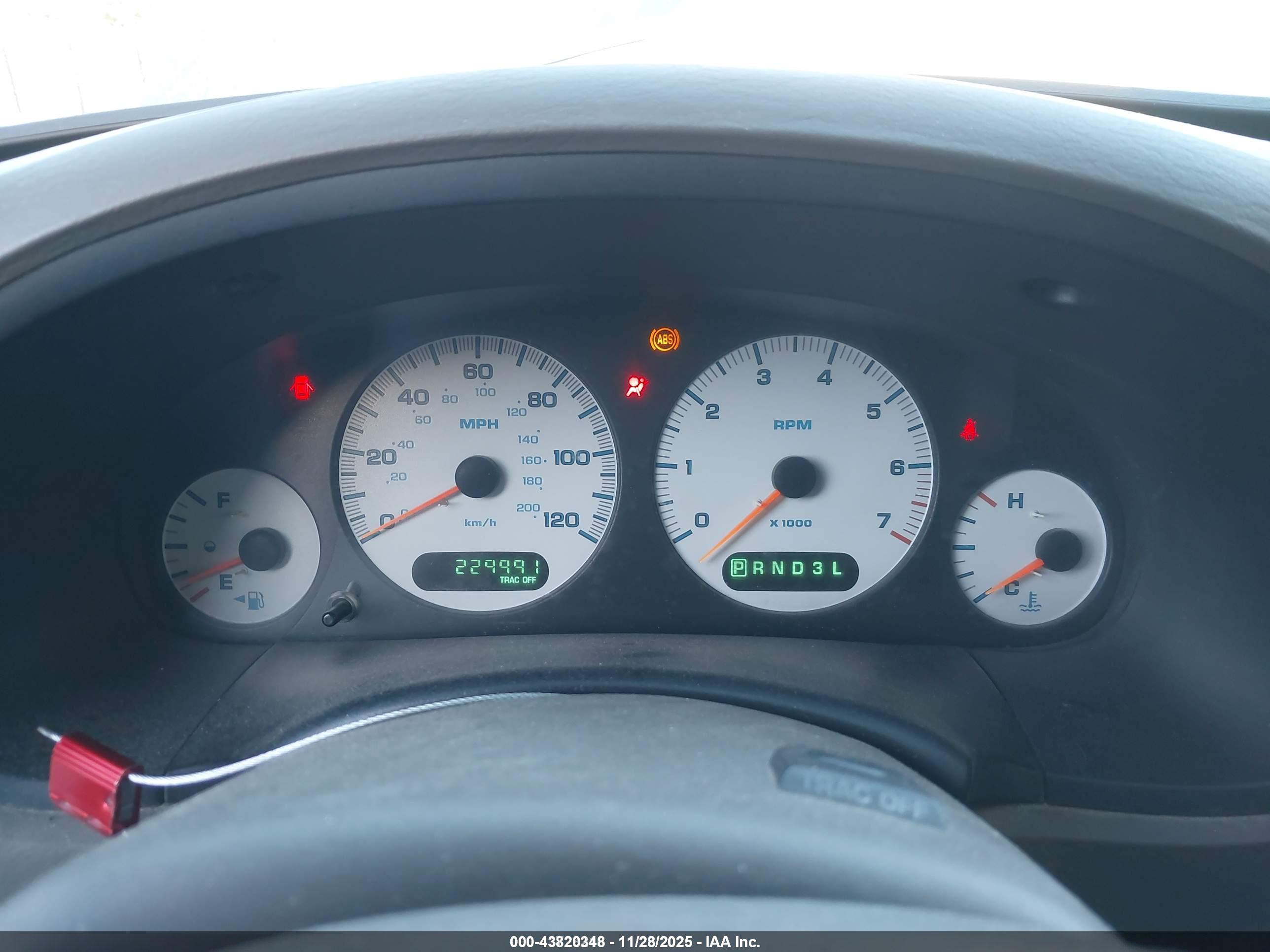 CHRYSLER TOWN image 7
